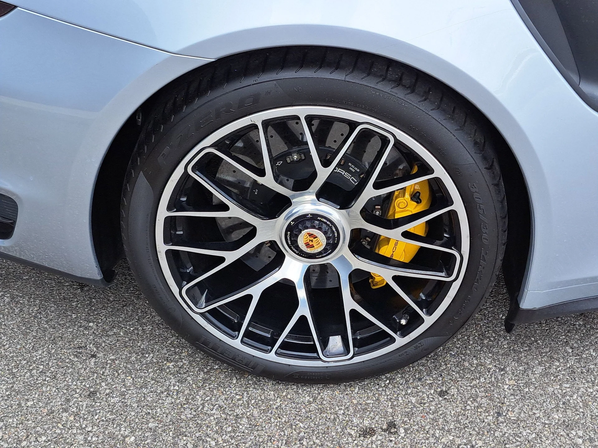 mph011_4024898606_7cdf7b7833cd5944f0b613bf6e7045acx_1293e22400