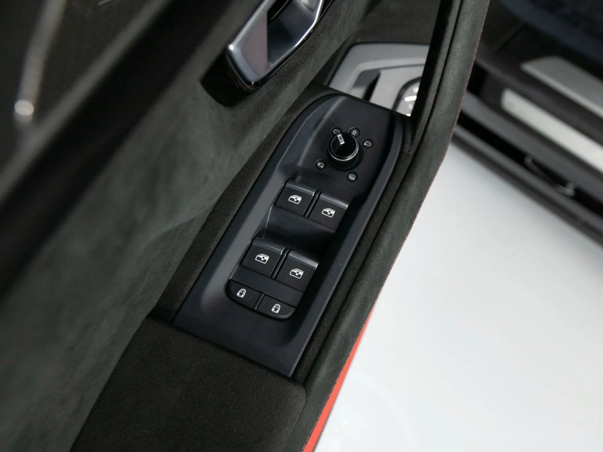 mph011_4027022462_19debb64d0c58563f81b6ebd71289b19x_6efe48ce21