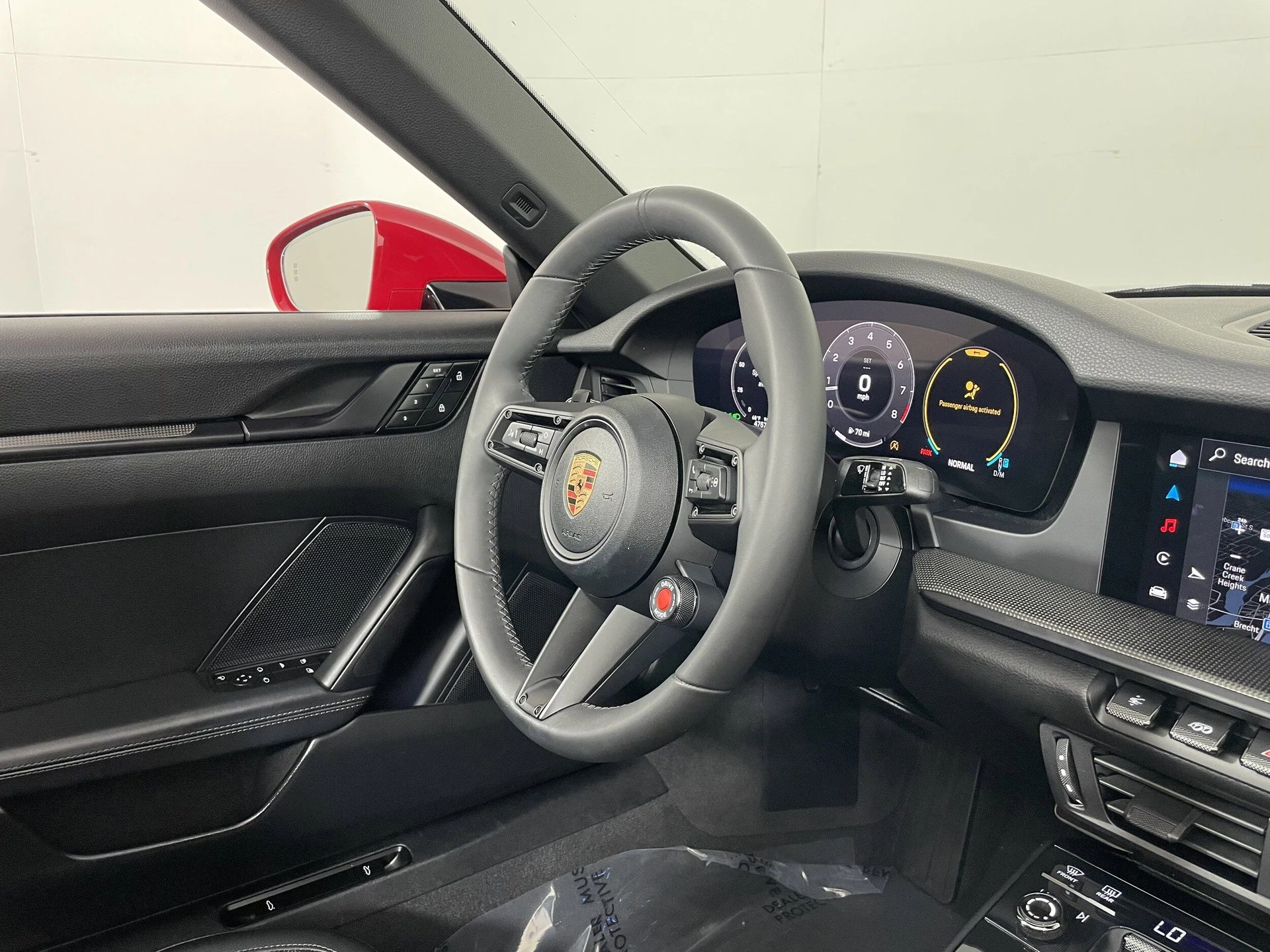 mph011_4027655400_28b7cc85a3766a709443baf89dea13a0x_9701e9208f