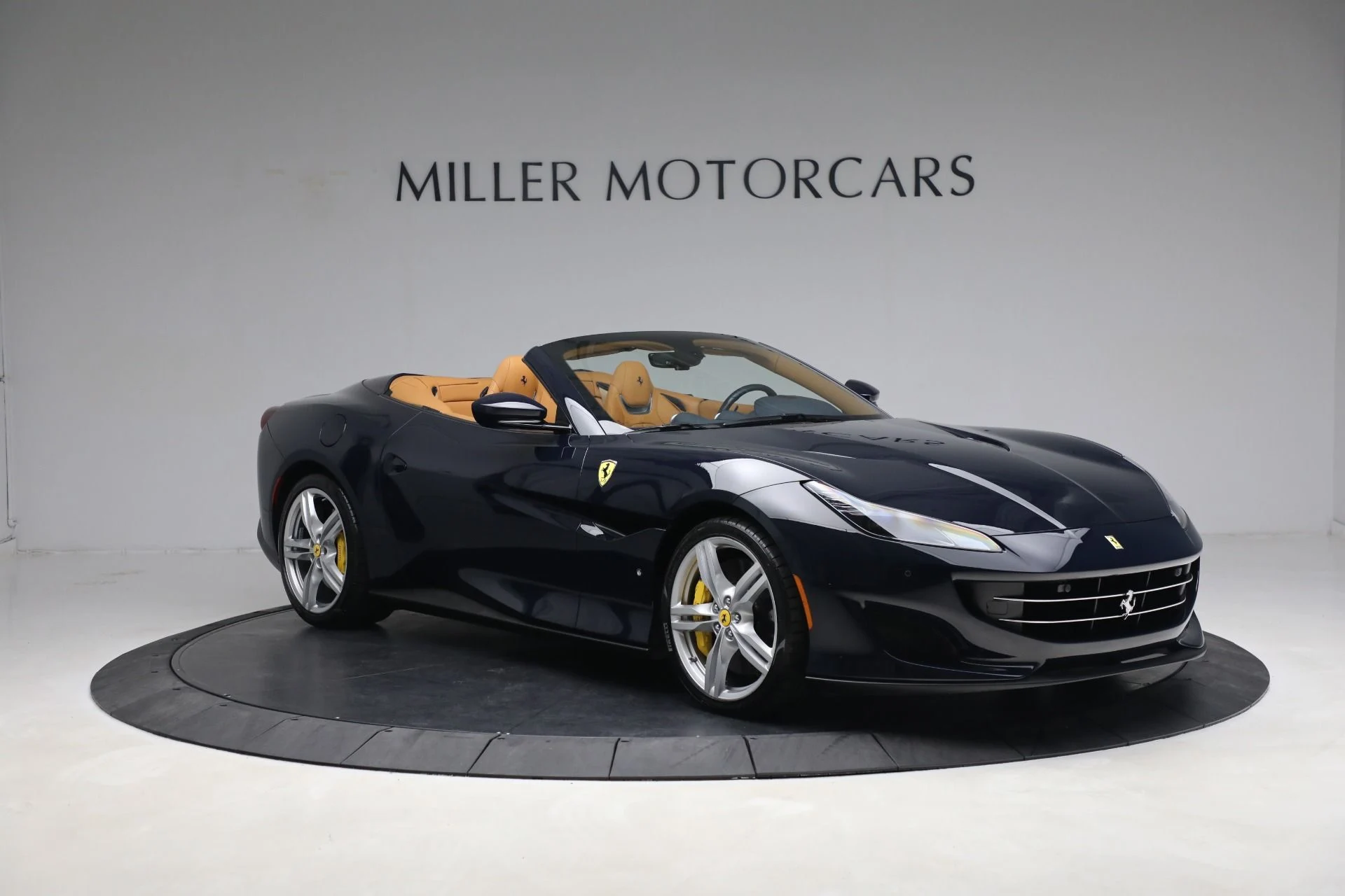 mph011_4033586749_Used_2019_Ferrari_Portofino_9b896a3867