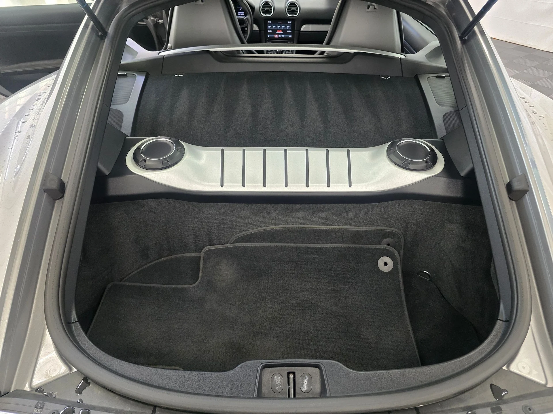 mph011_4038344785_de1af70130b5f4da2f734d8a1842505fx_40b9794ba7