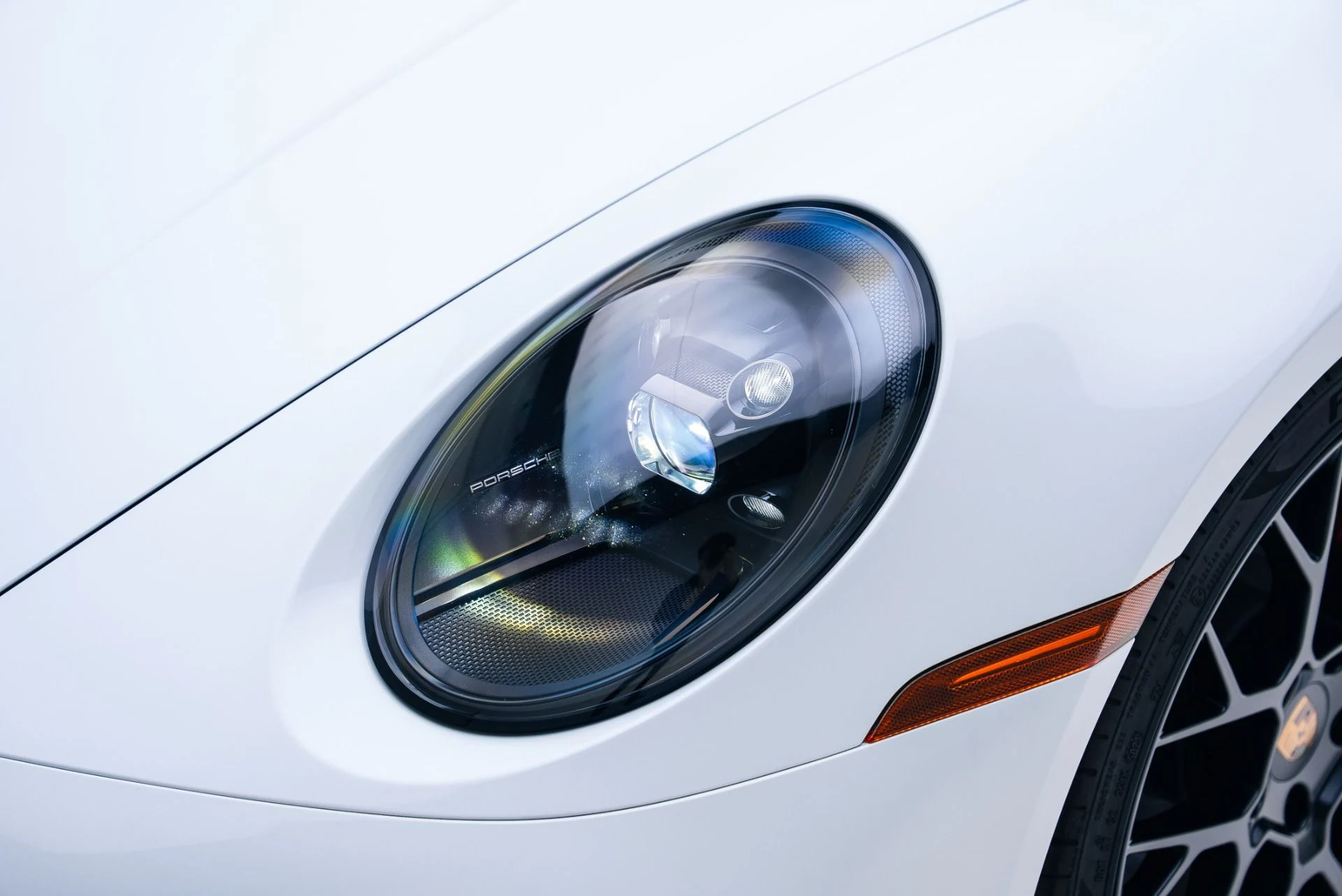 mph011_4039303027_Used_2022_Porsche_911_Carrera_4_GTS_1764979755_0df43512fe