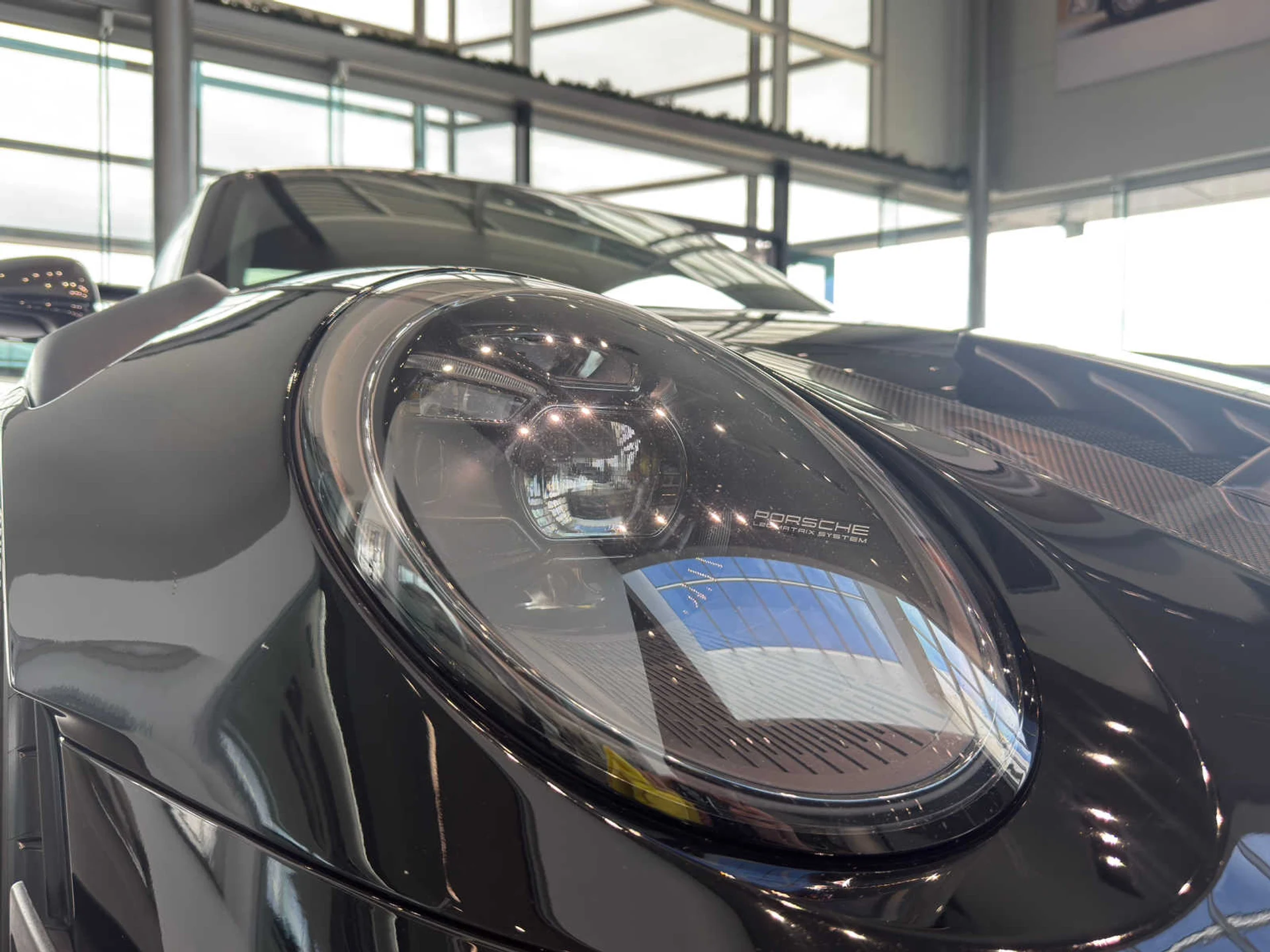 mph011_4041004513_e84273173a232de620c91aaa88a50d9ax_9fe4713b4a