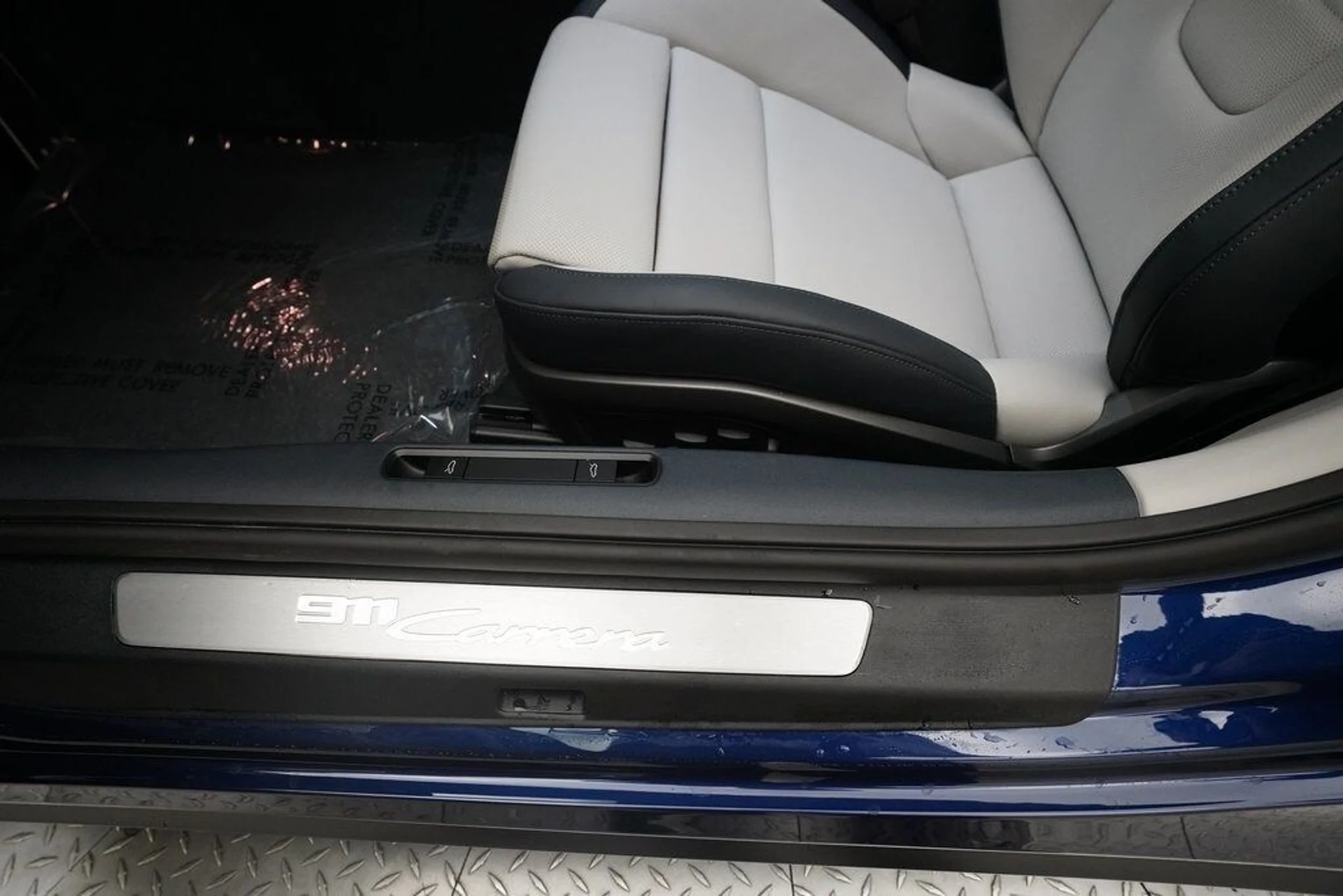 mph011_404888615_d957d6f59be7cce3b2f16ed3b663e0aex_223ee5c1ea