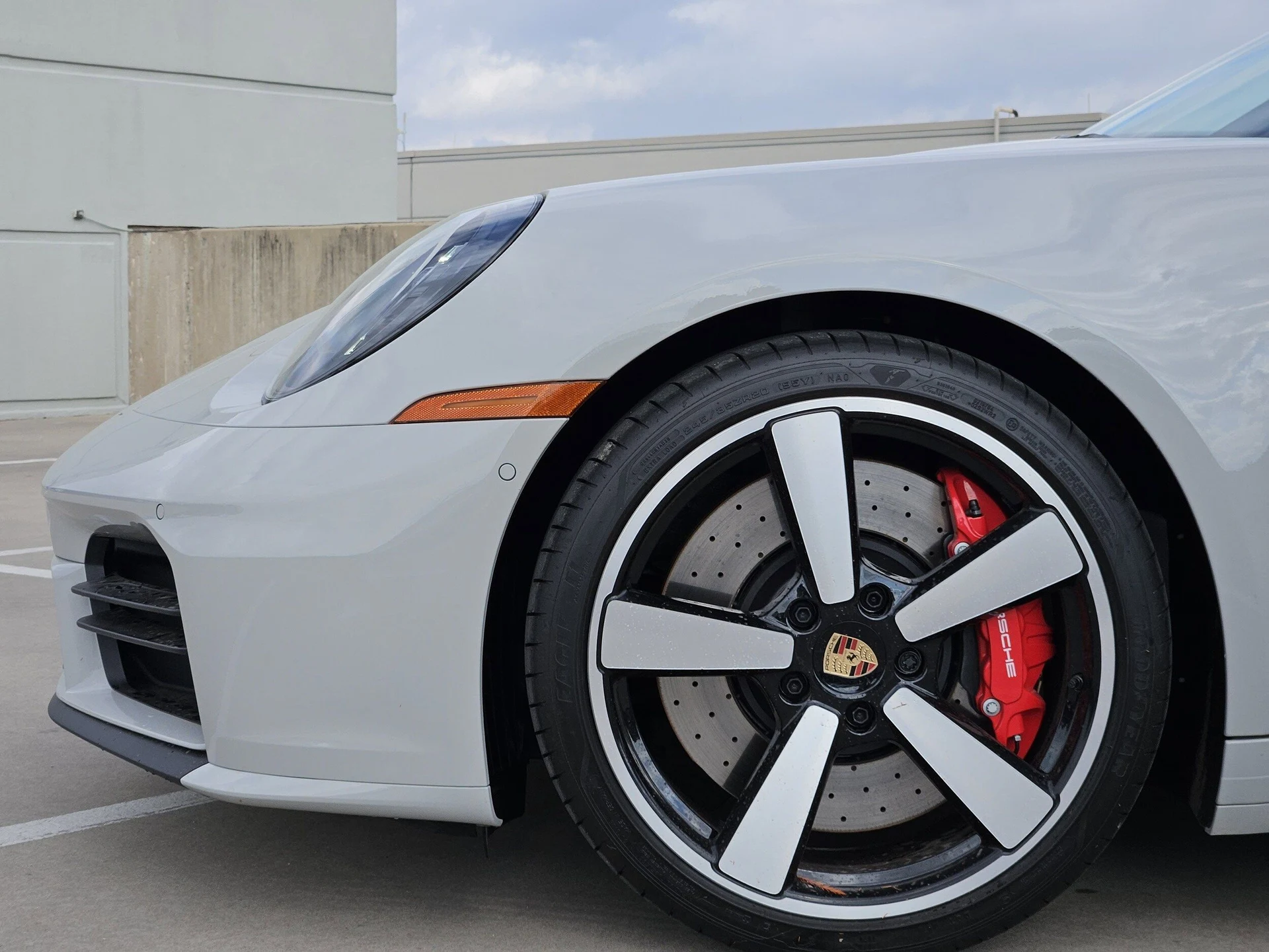 mph011_4049036199_3a731087a7c02acb5e86d408e84d4a0fx_dec1d1c80e