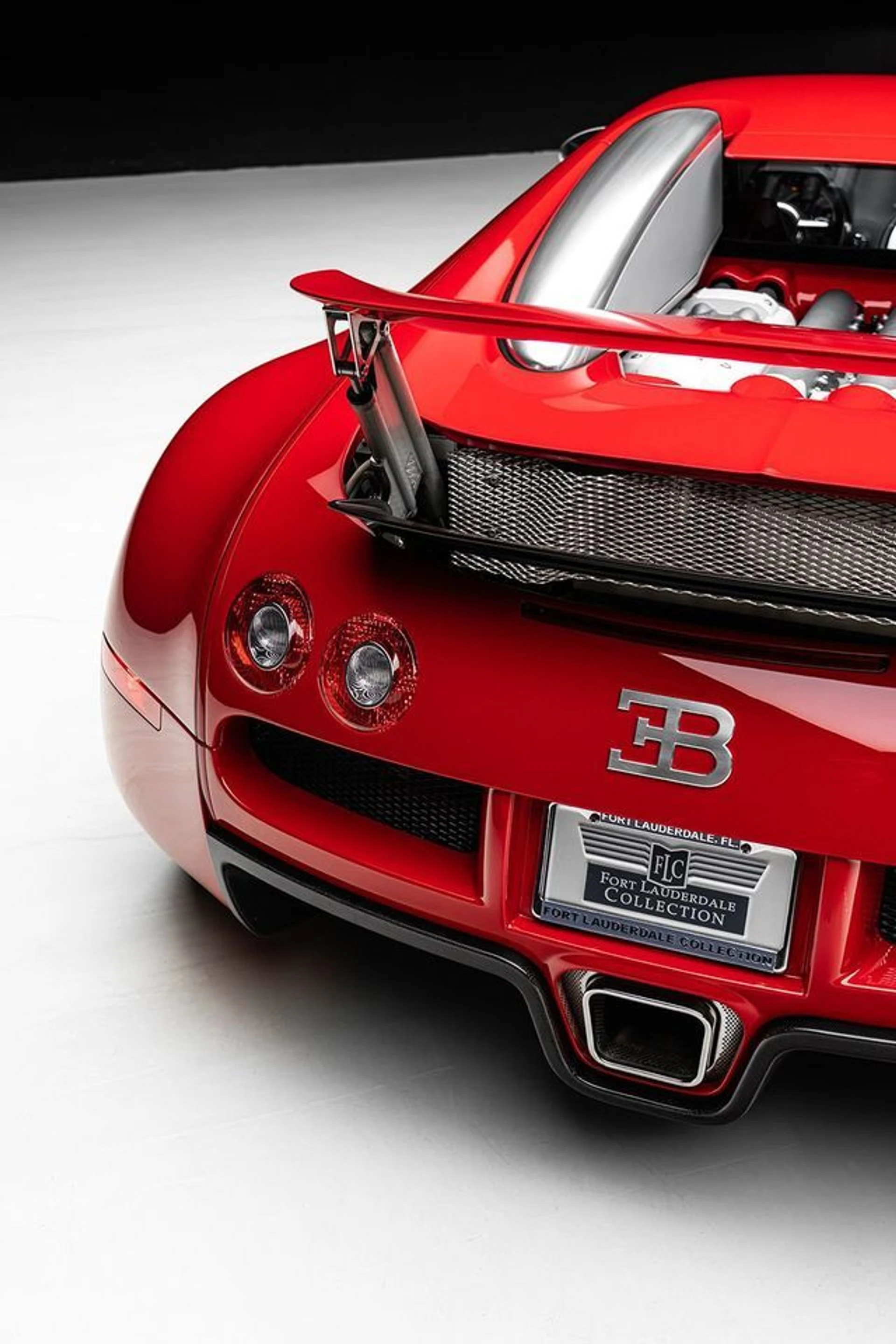 mph011_4060356226_used_2008_bugatti_veyron_9689_23069704_16_640_4ffeabc925