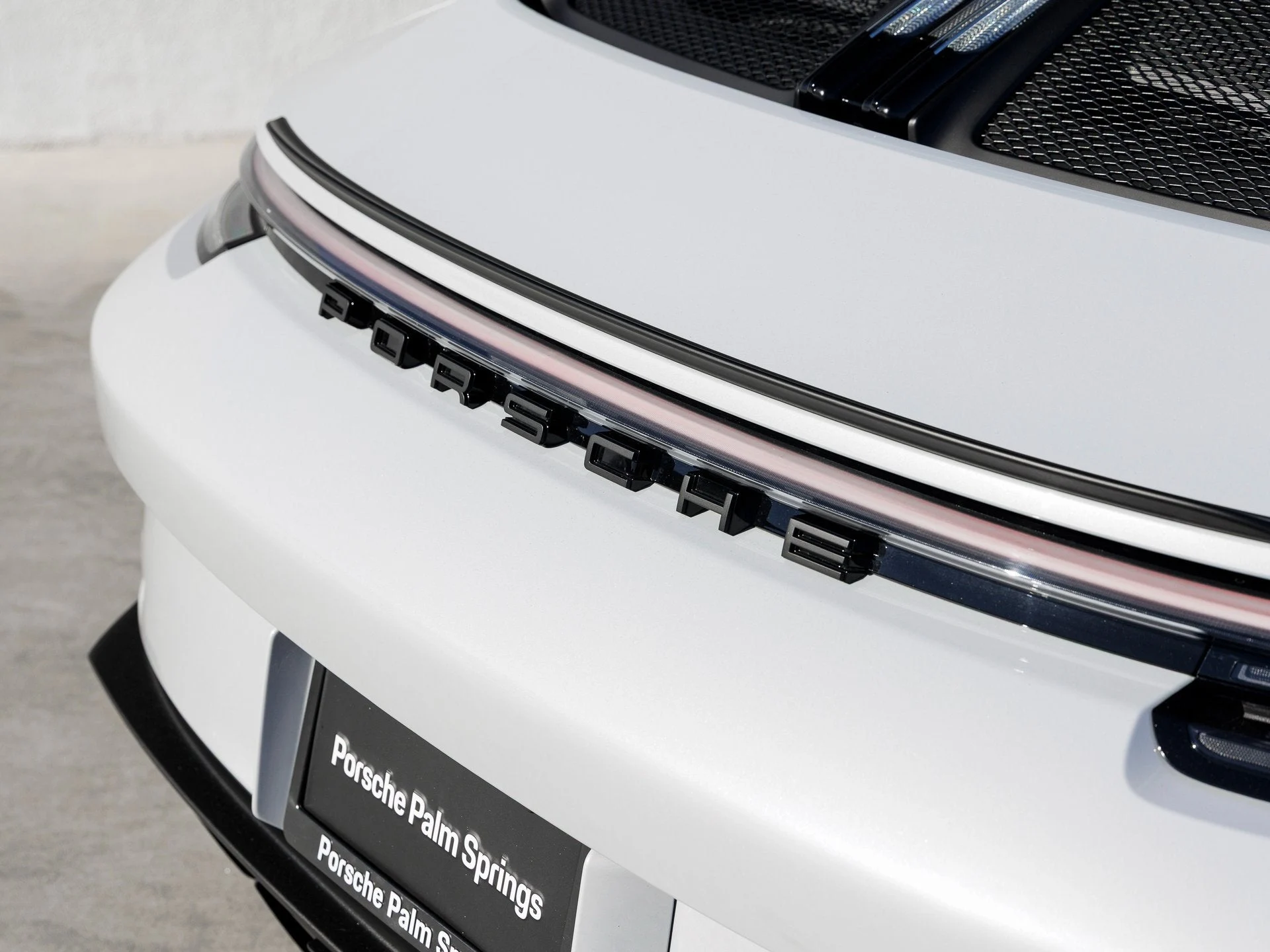 mph011_406477411_12_c2694c1b05