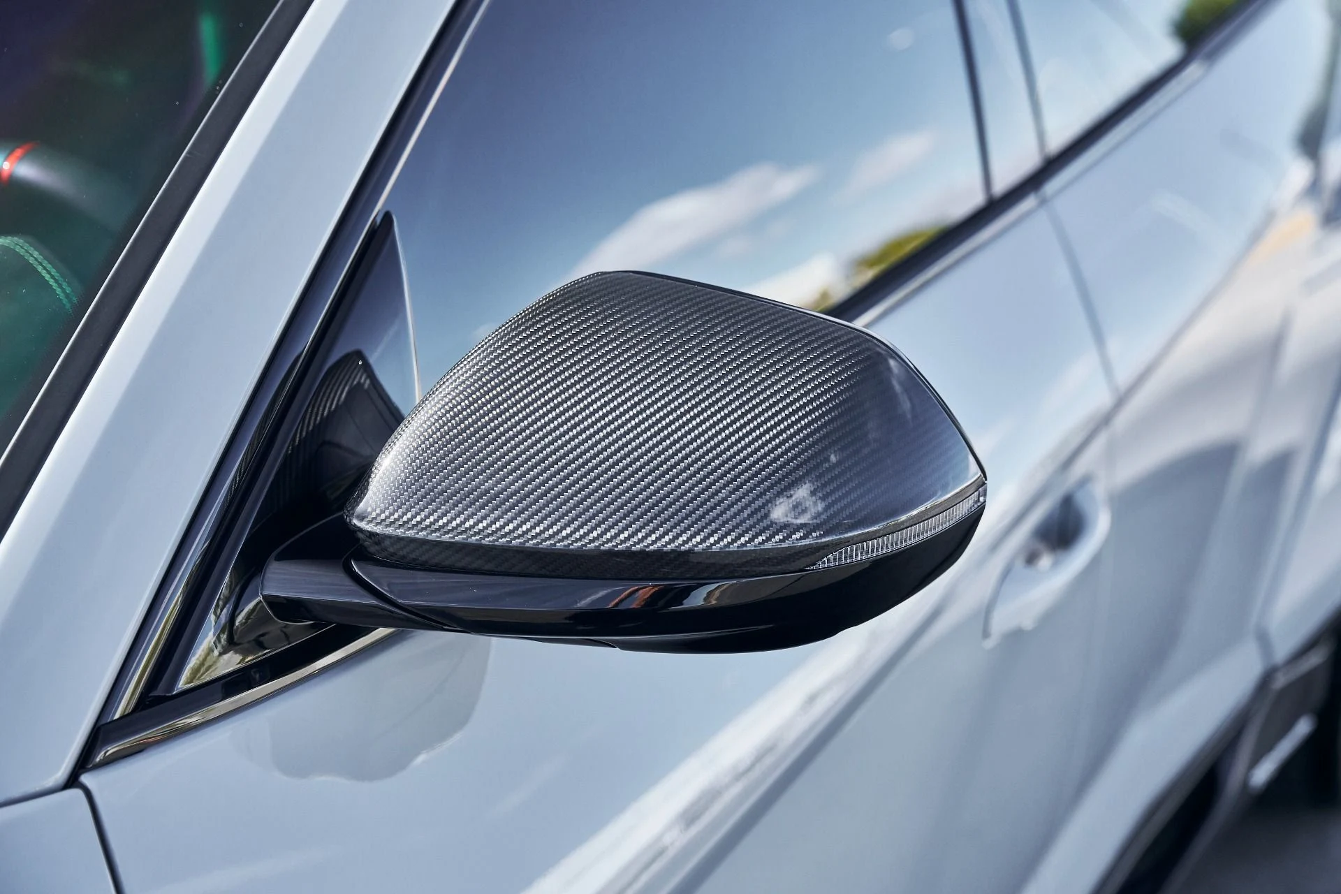 mph011_4068149985_Used_2024_Lamborghini_Urus_Performante_1772849032_146c58c499