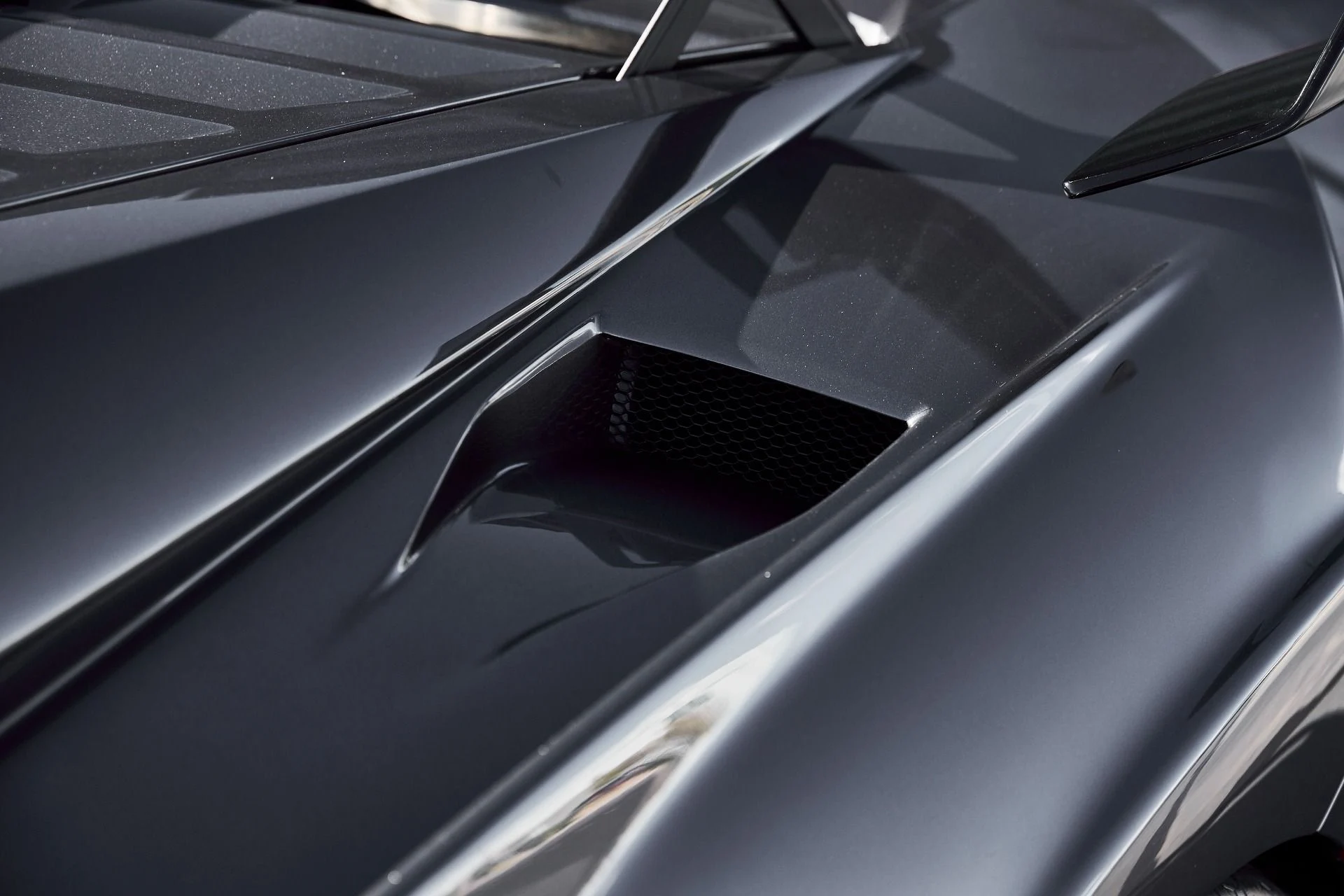 mph011_4071713642_Used_2023_Lamborghini_Huracan_STO_Base_1771381266_8af8c88355