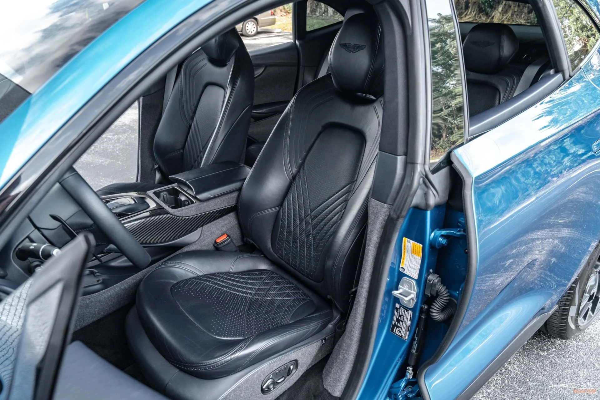 mph011_4072667728_Used_2021_Aston_Martin_DBX_w_Special_Order_Exterior_Interior_Black_Pack_DB_Elegance_Pack_1708458533_73a17ccdbc