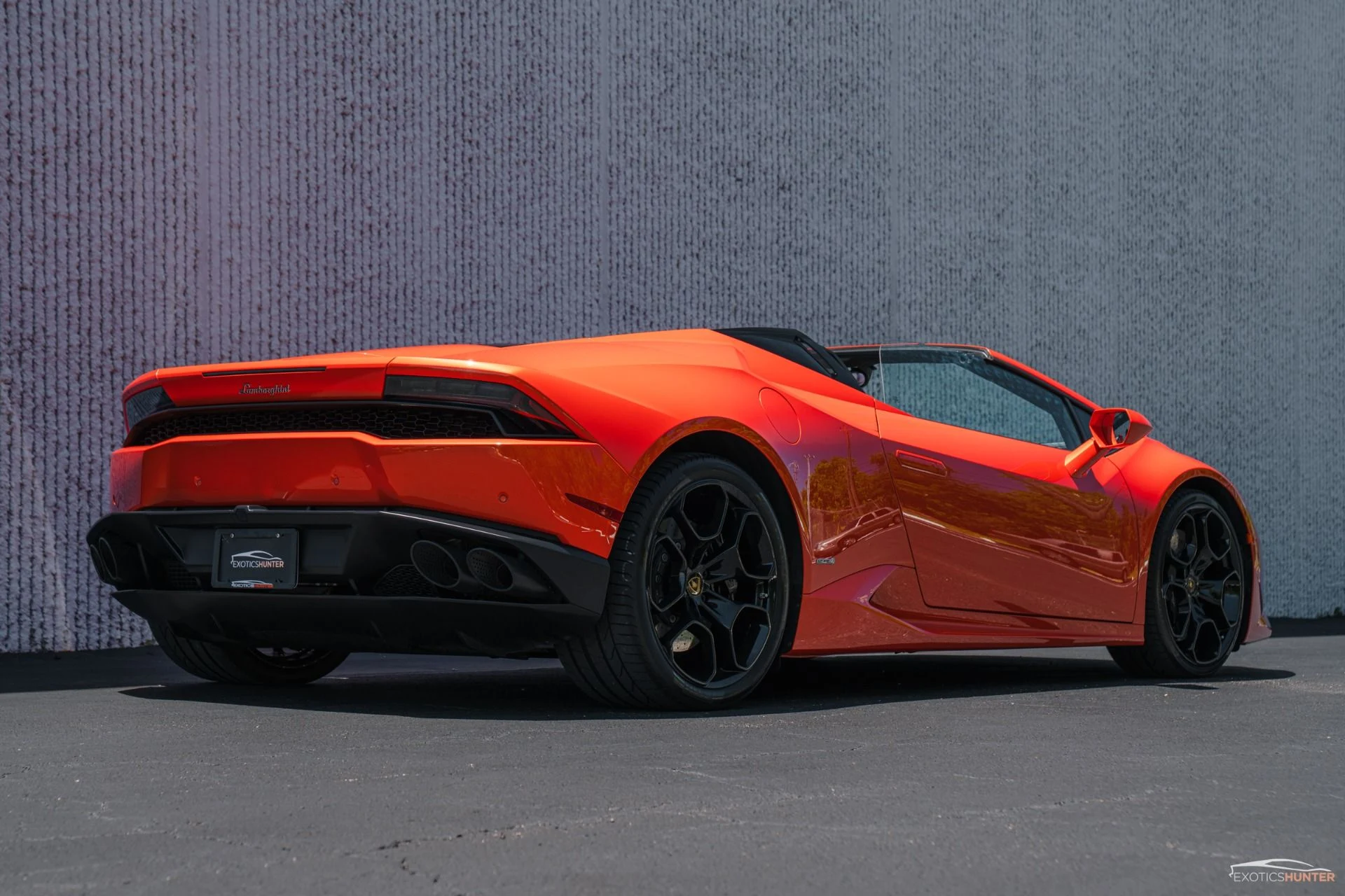 mph011_4092477074_Used_2016_Lamborghini_Huracan_LP_610_4_Spyder_1753135594_51f72818c2
