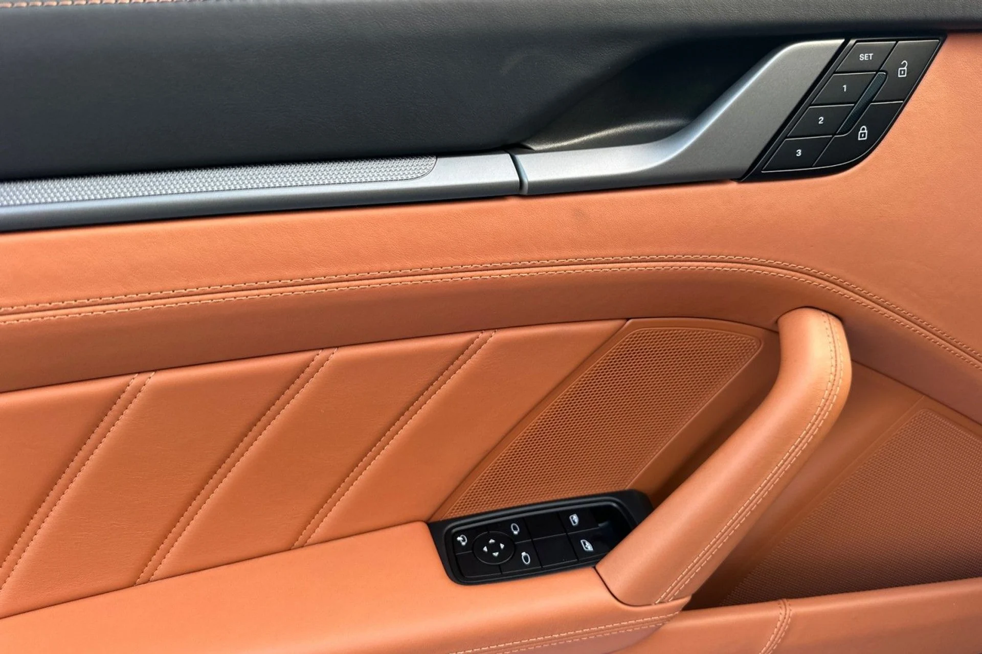 mph011_4094813455_c6144129db25bef1cf1fe322ea9a69b2_7b6b75303d