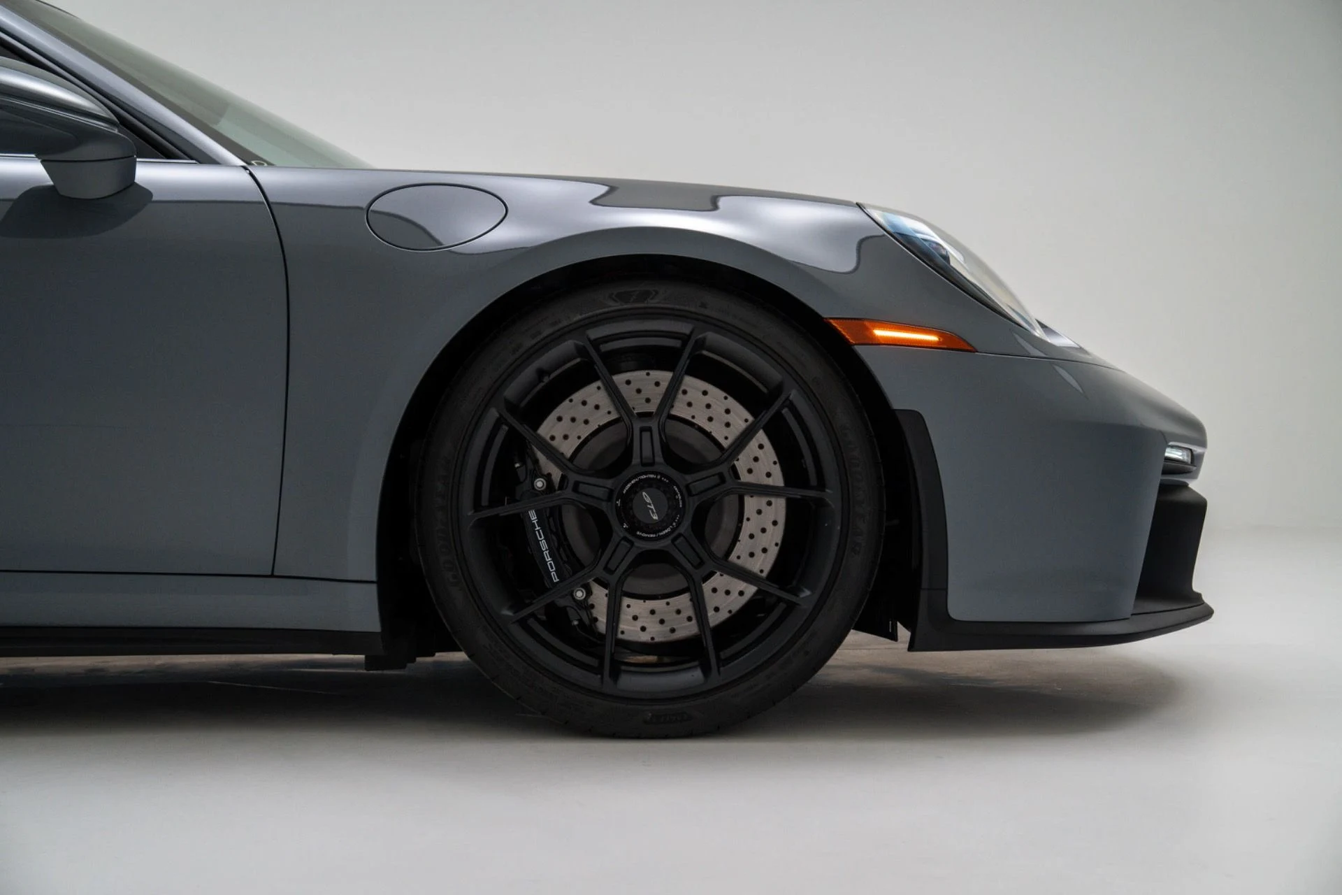 mph011_4099696673_Used_2024_Porsche_911_GT_3_1774634337_c0ce199da4