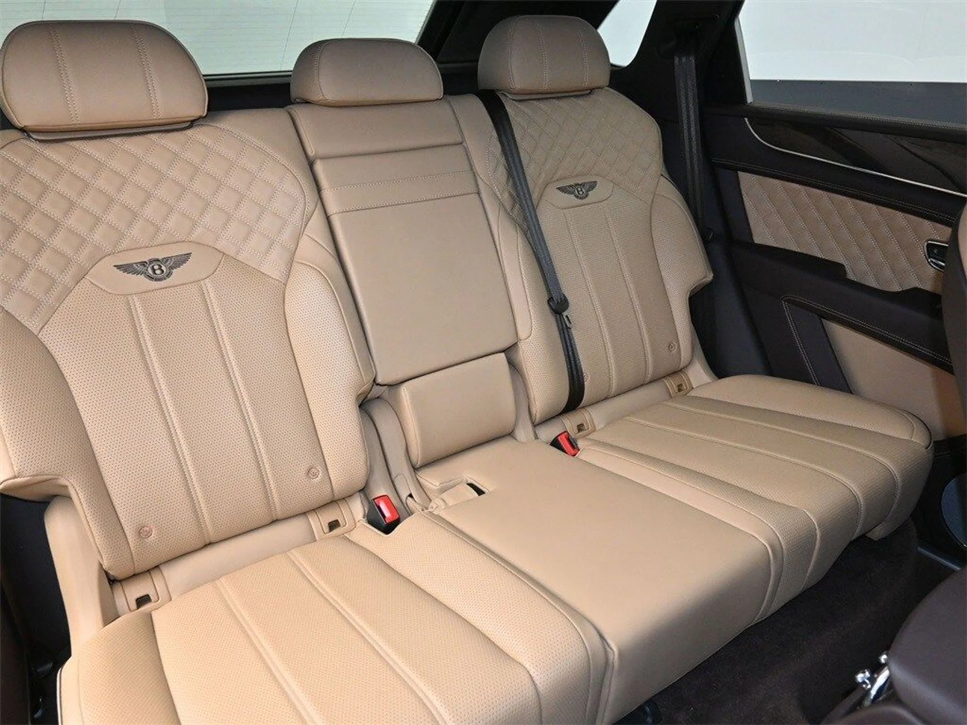 mph011_4107887698_9f3d24ae1d20076f10a3bdb882940f4ax_0b5fbc7470