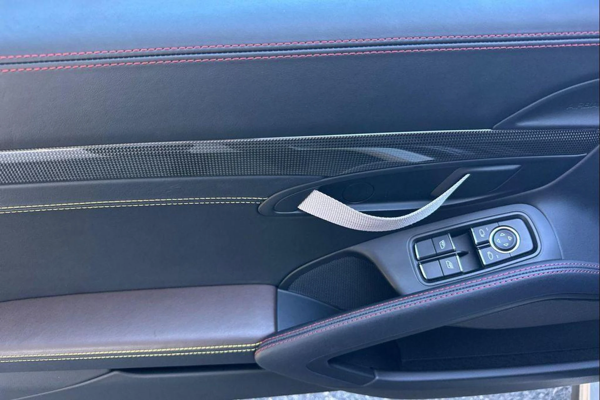 mph011_4109886851_8_FMYQU_Scv3_Uqng9_E415_7qu6_PY_712f846e81