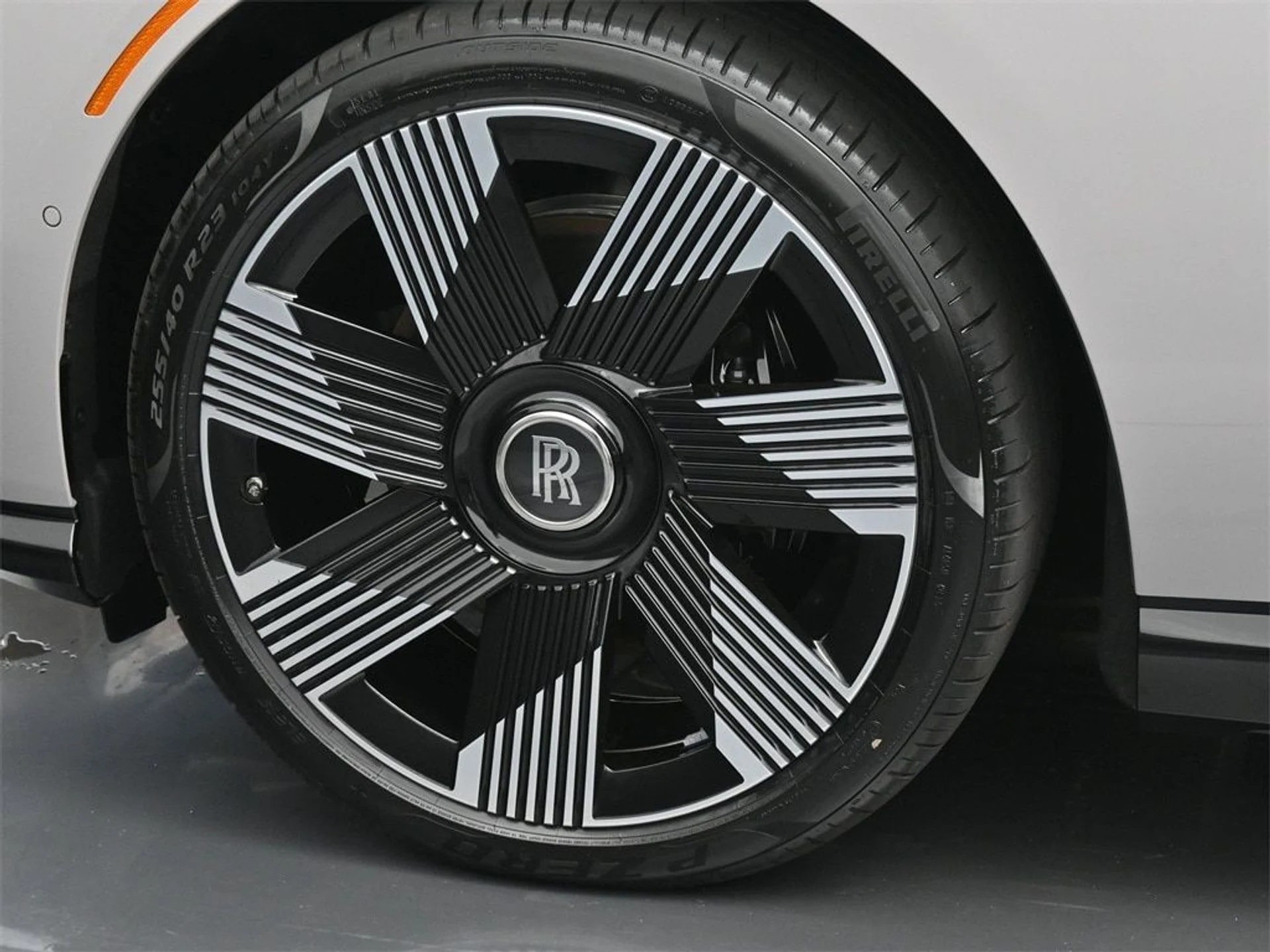 mph011_411228541_7ab0c8e38dc464e12ed86bf0beb21c5ex_6f0a74dabe