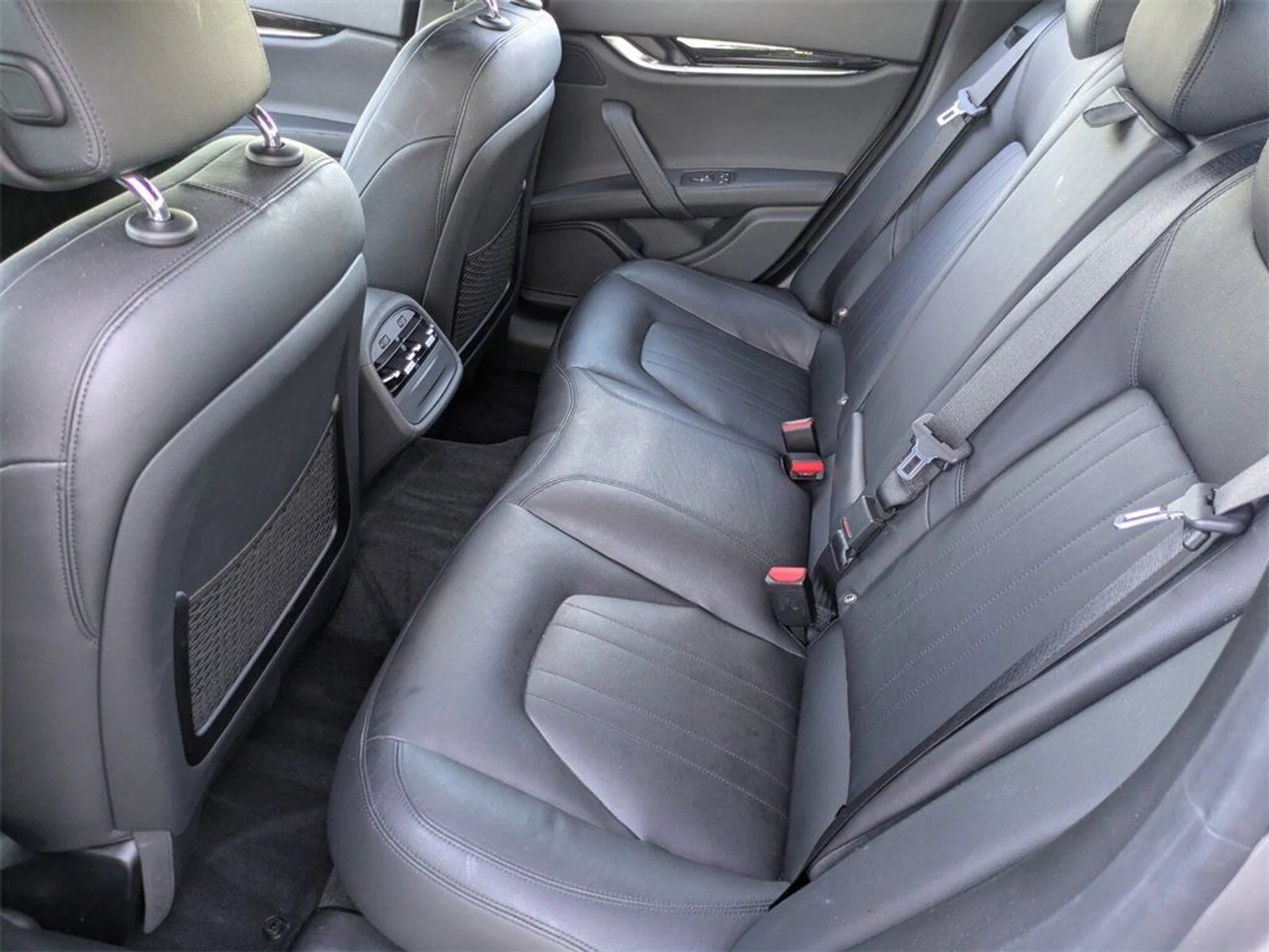 mph011_4115702443_74bc0ad565d8f519e98960d3b03f7a93_eb778fce71