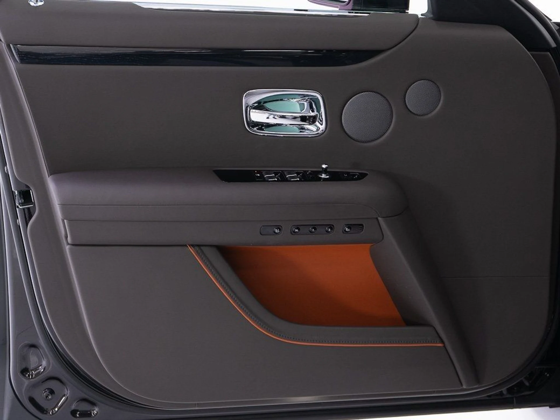 mph011_413304768_c15eb5a8cec53fdaff737c6d3be5c0e2_e50d9de42f