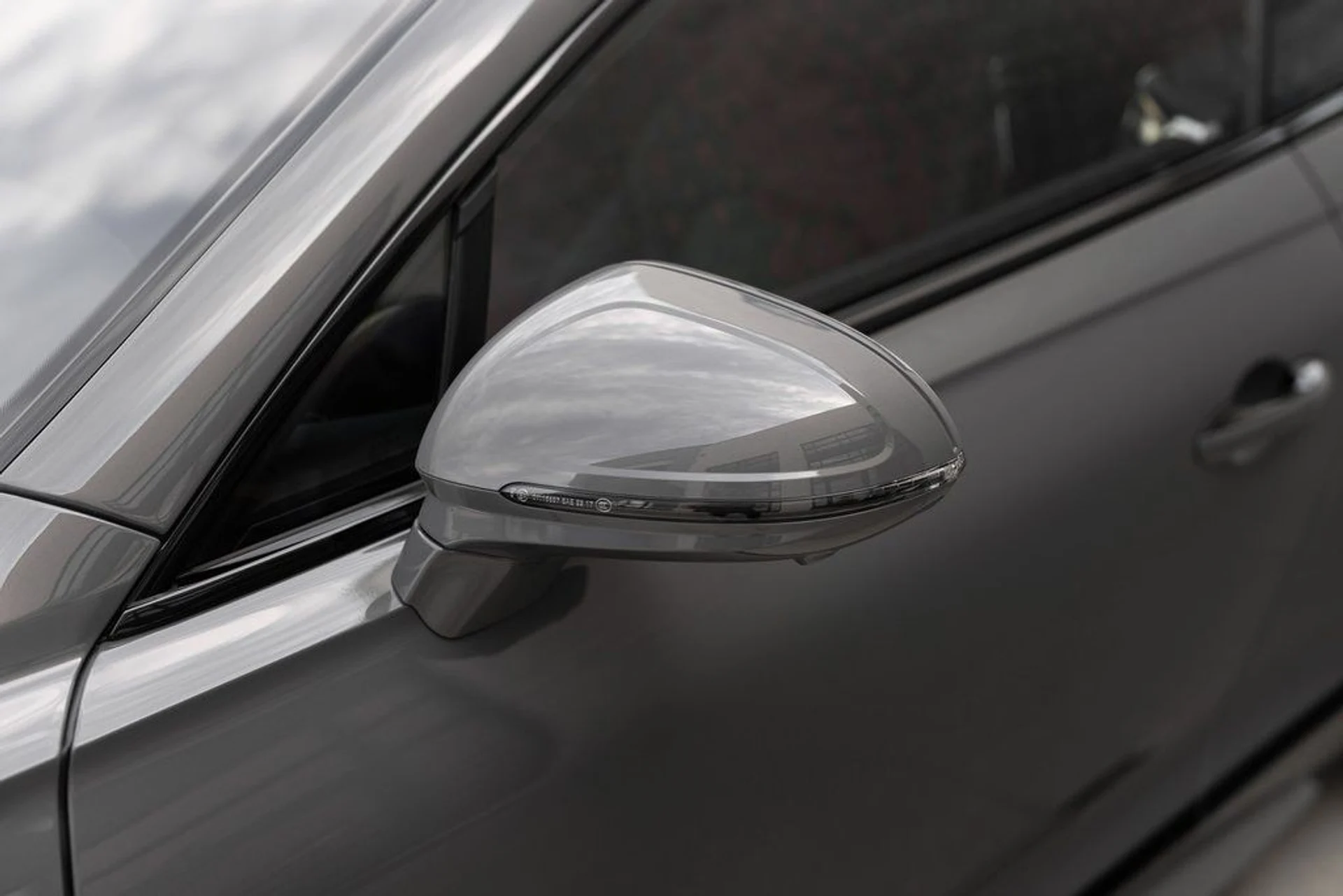 mph011_413423428_6d7980d4132a67d3ea4eea7f9db48003x_a704ded76e