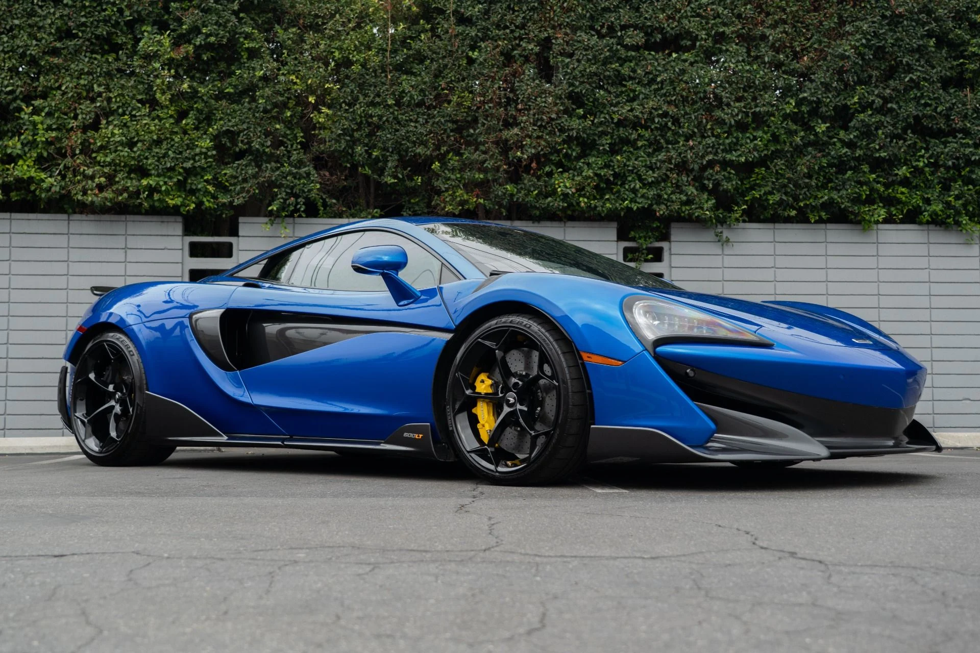 mph011_4137500097_Used_2019_Mc_Laren_600_LT_1756243959_8784716099