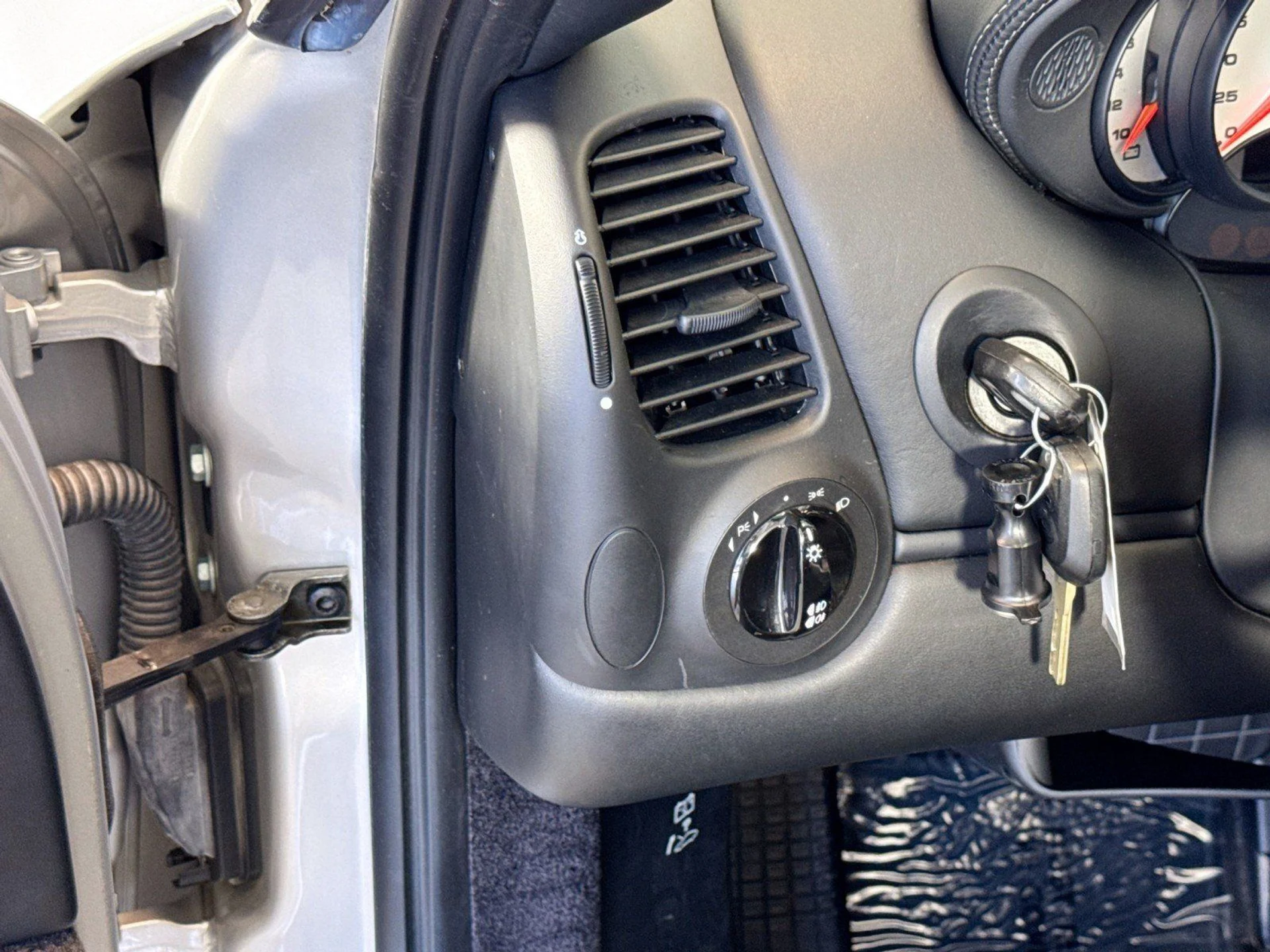 mph011_4140916895_1ae901301c4e4fed191c85fc7bea0569_e4e2d5b686