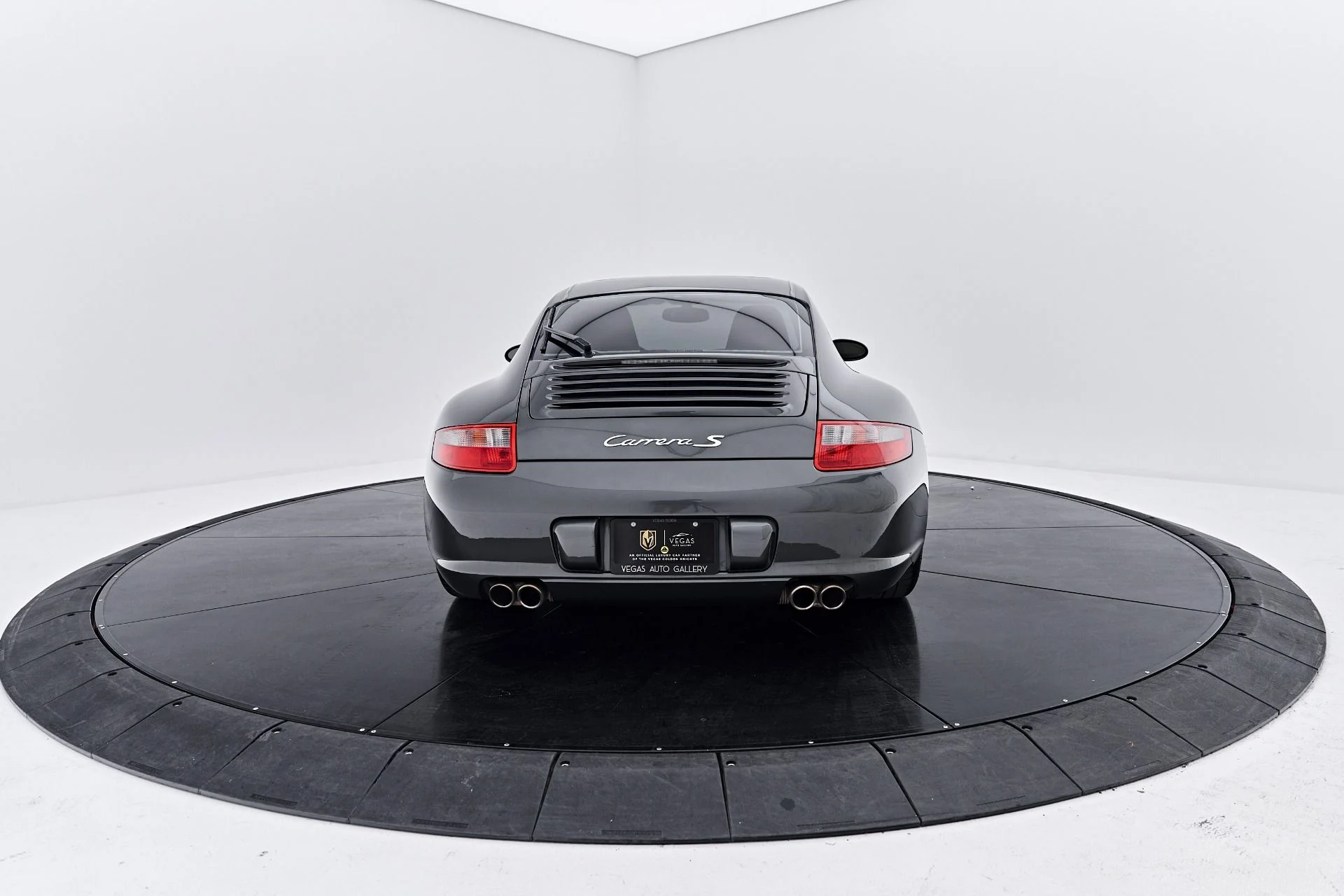 mph011_4150114865_Used_2005_Porsche_911_Carrera_S_1791837267_0ba58e5f77