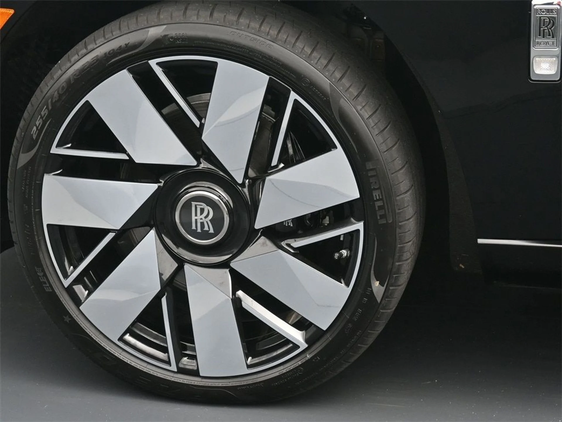 mph011_4150443836_b0d7621c444a89dfcbe7284cc3b9637cx_beae0fb4b7