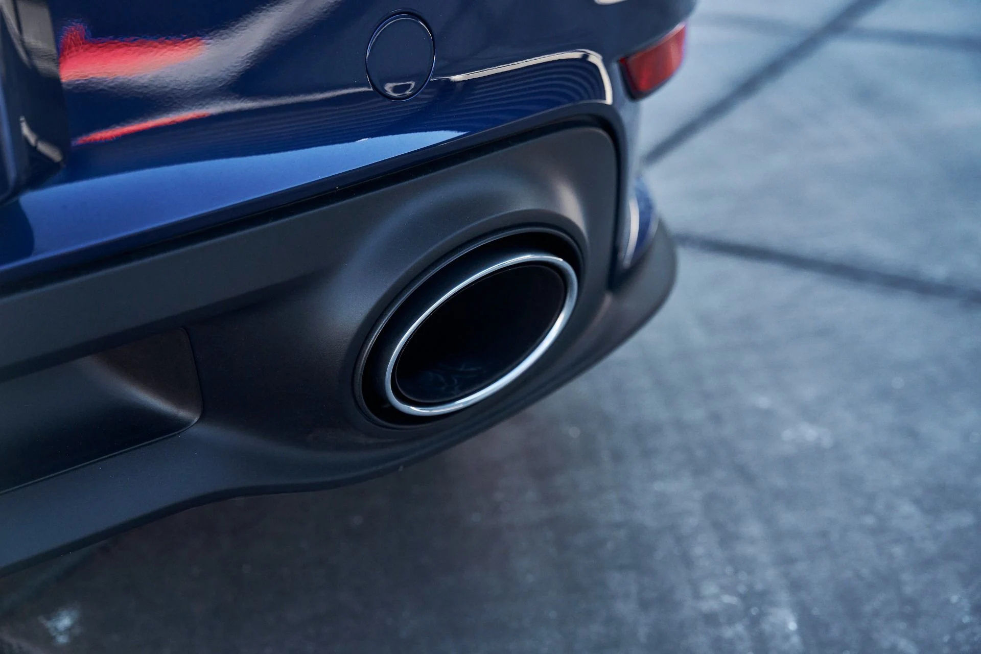 mph011_4163528233_Used_2024_Porsche_911_Turbo_1770087170_f91c604832