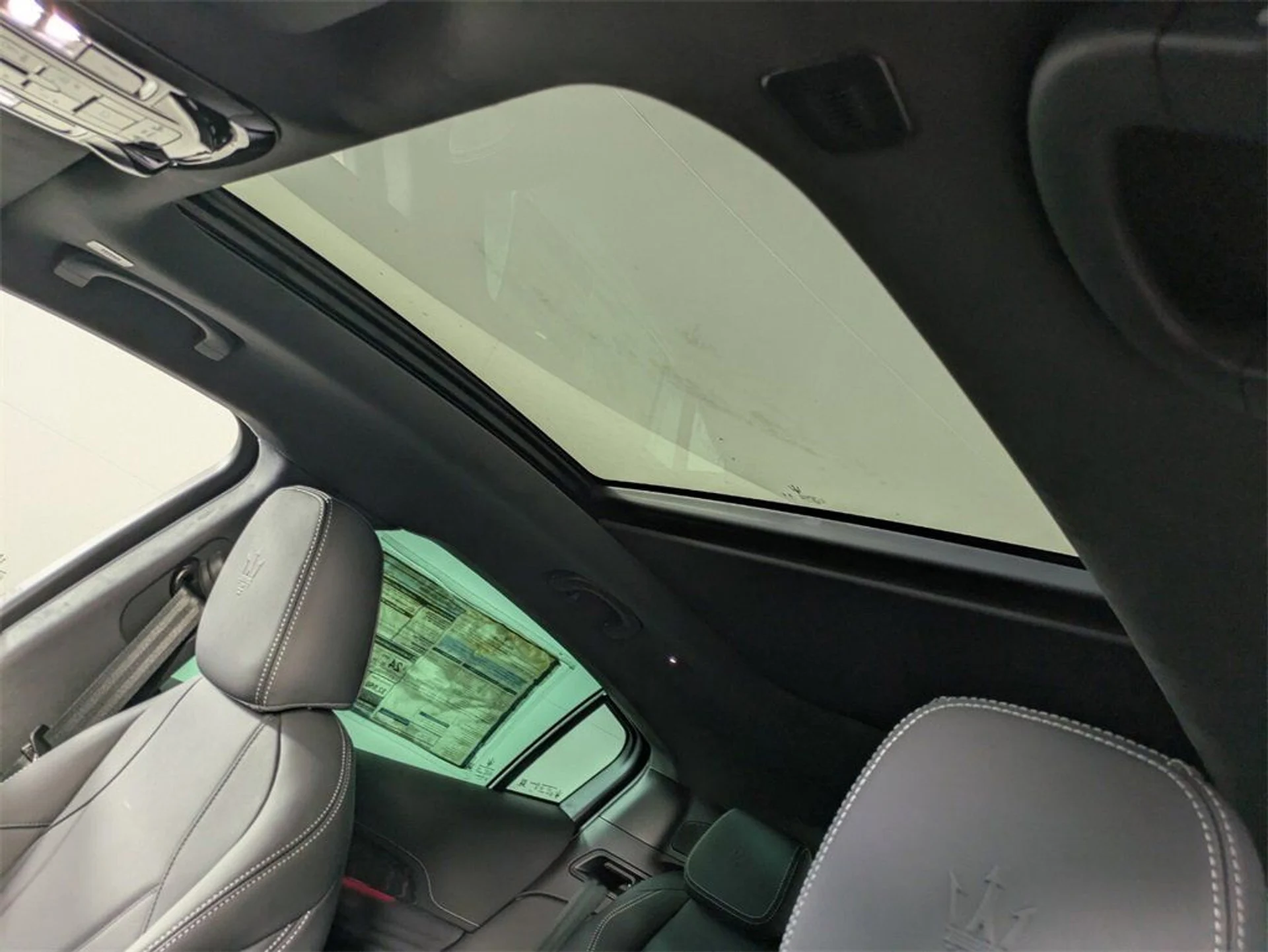 mph011_416659212_a1ae9c224360418e86e0750da1b73c7a_10b9805d31