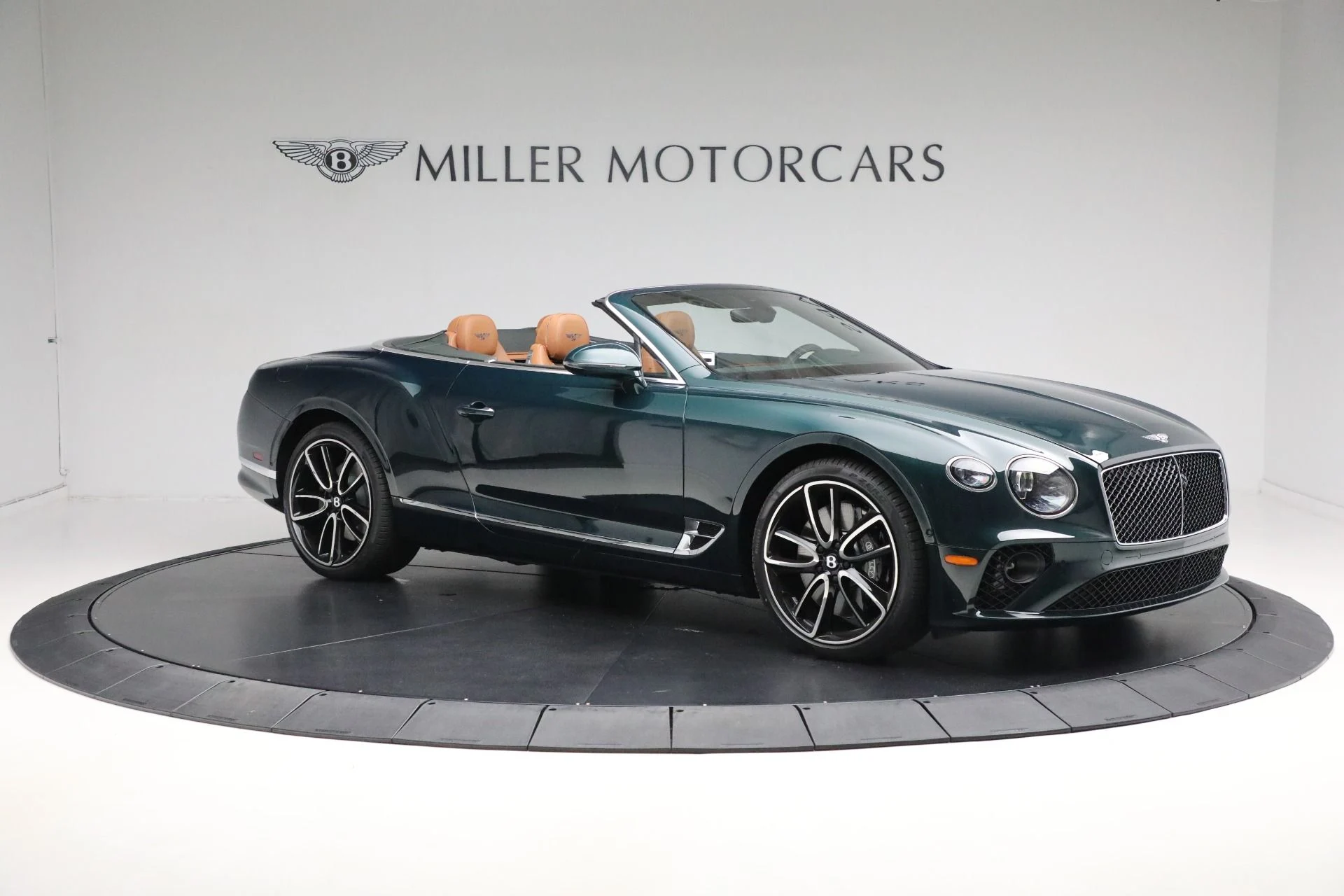mph011_4168094335_New_2024_Bentley_Continental_GTC_V8_fb5264bbdd