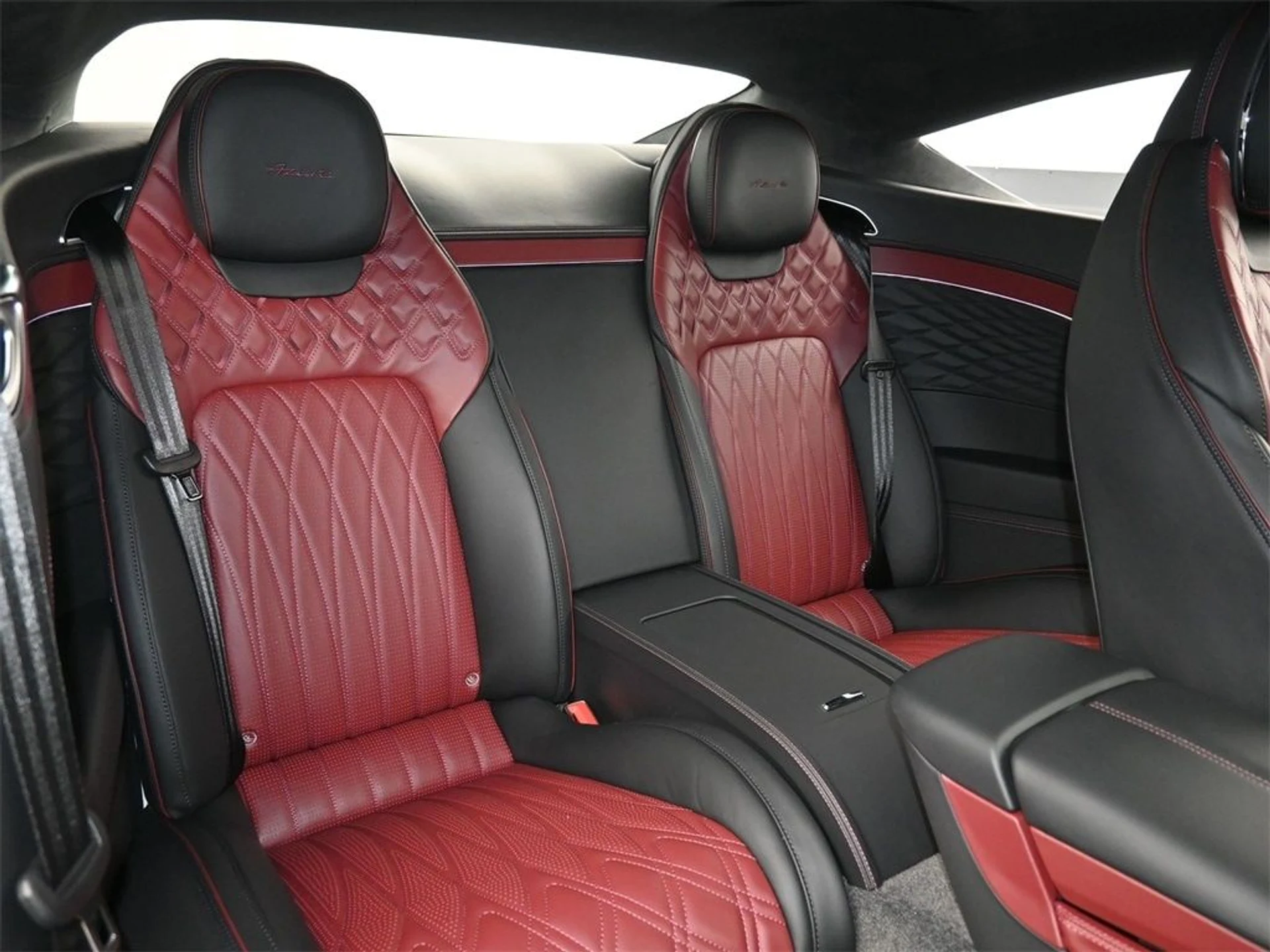 mph011_4175940360_f73bbe2d0ad6ee616012ba37636c1a88x_eb2a803eb4