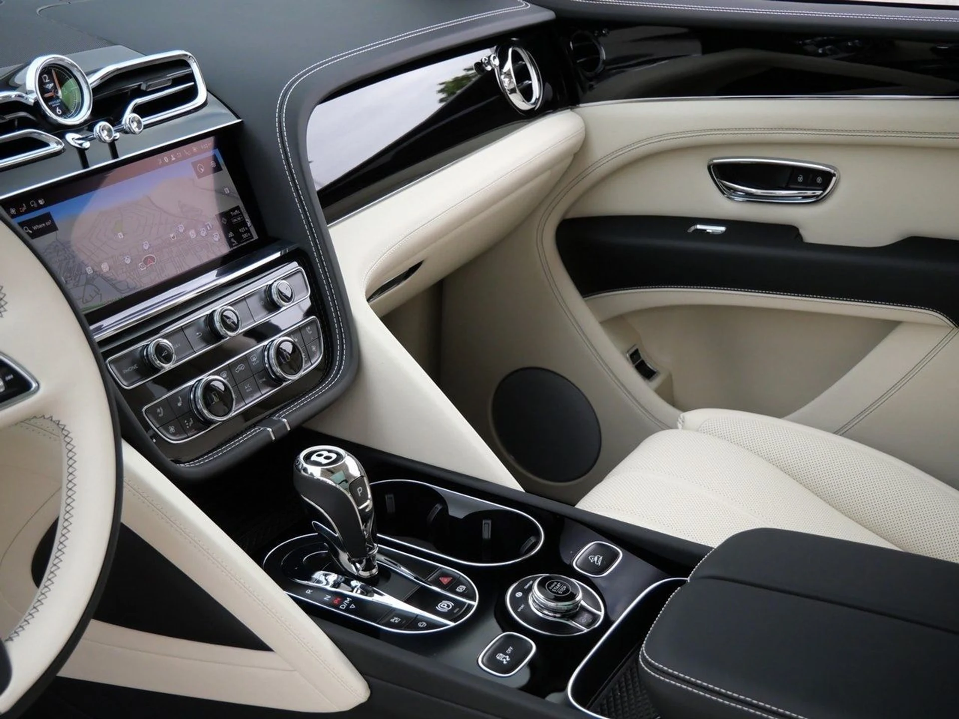 mph011_4184465648_10a0a9e83b018d18367f510154a124f5x_616d7fcf3a