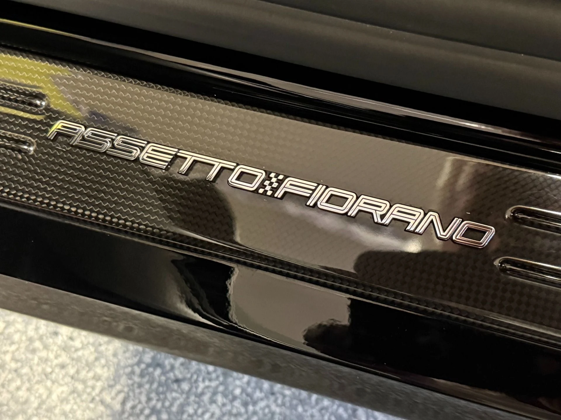 mph011_4184788000_Used_2021_Ferrari_SF_90_Stradale_1770238981_3ed019d3ff