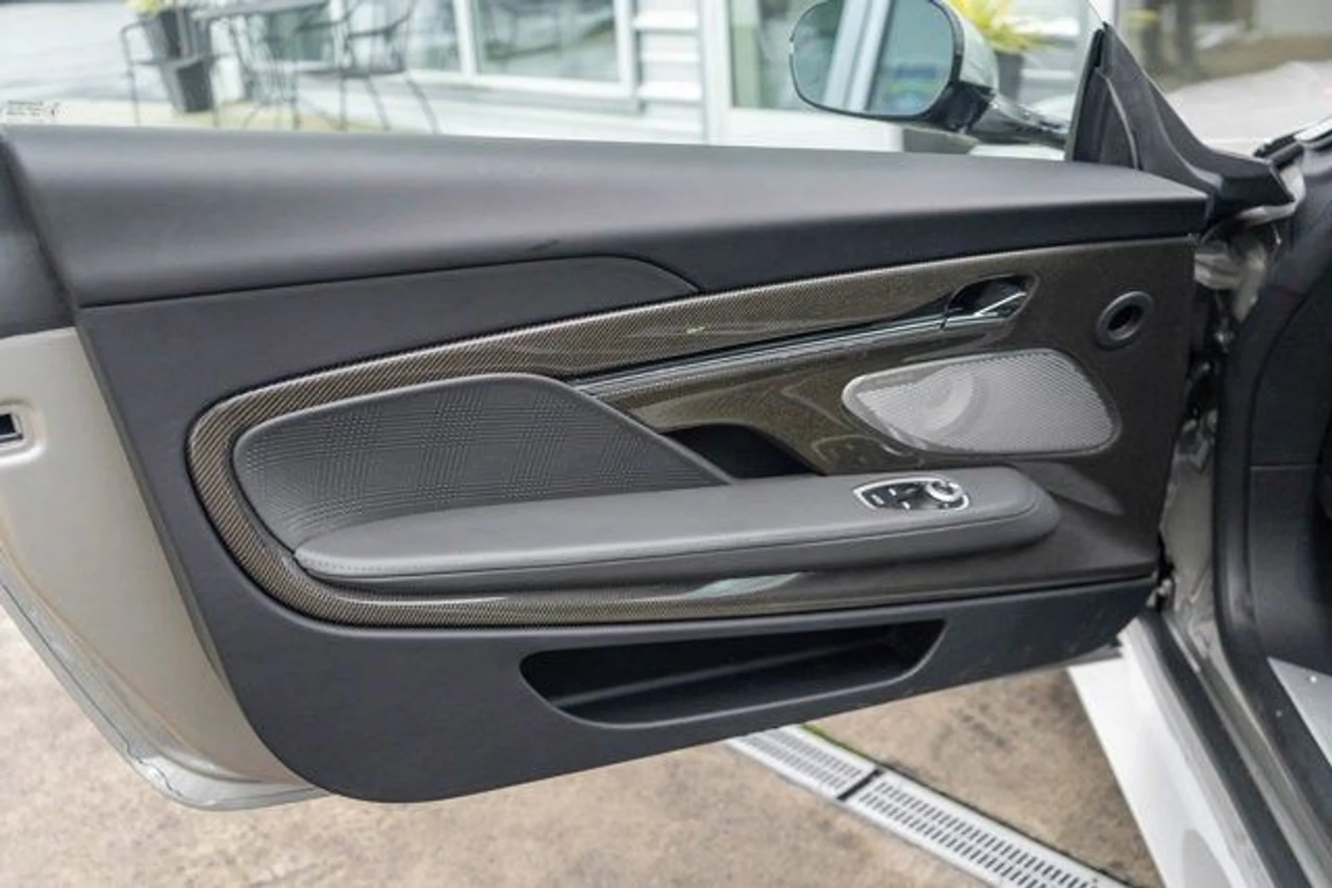 mph011_4193416784_12_83eb8338c2