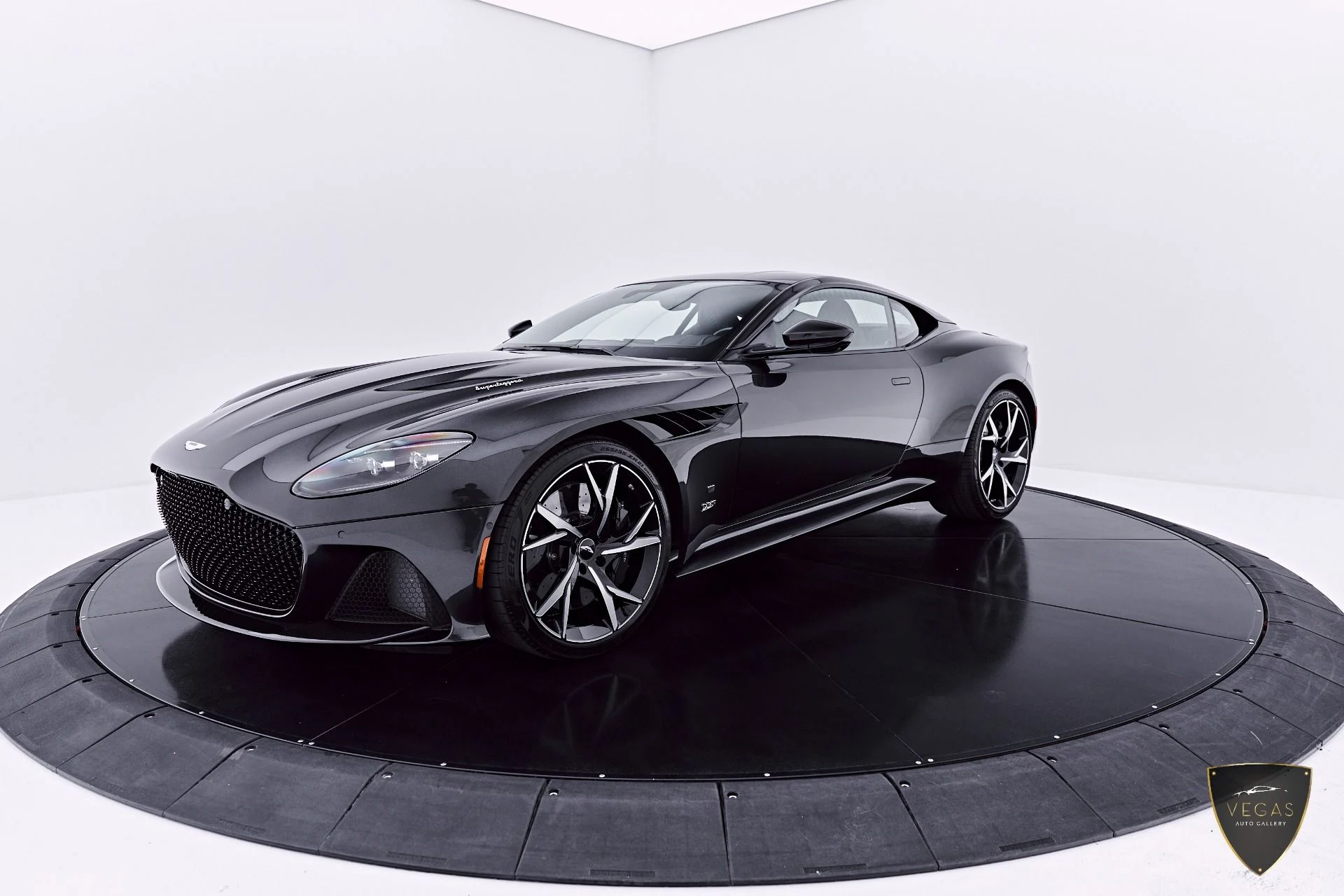 mph011_4194109532_Used_2021_Aston_Martin_DBS_Superleggera_1785181478_7ef643d453