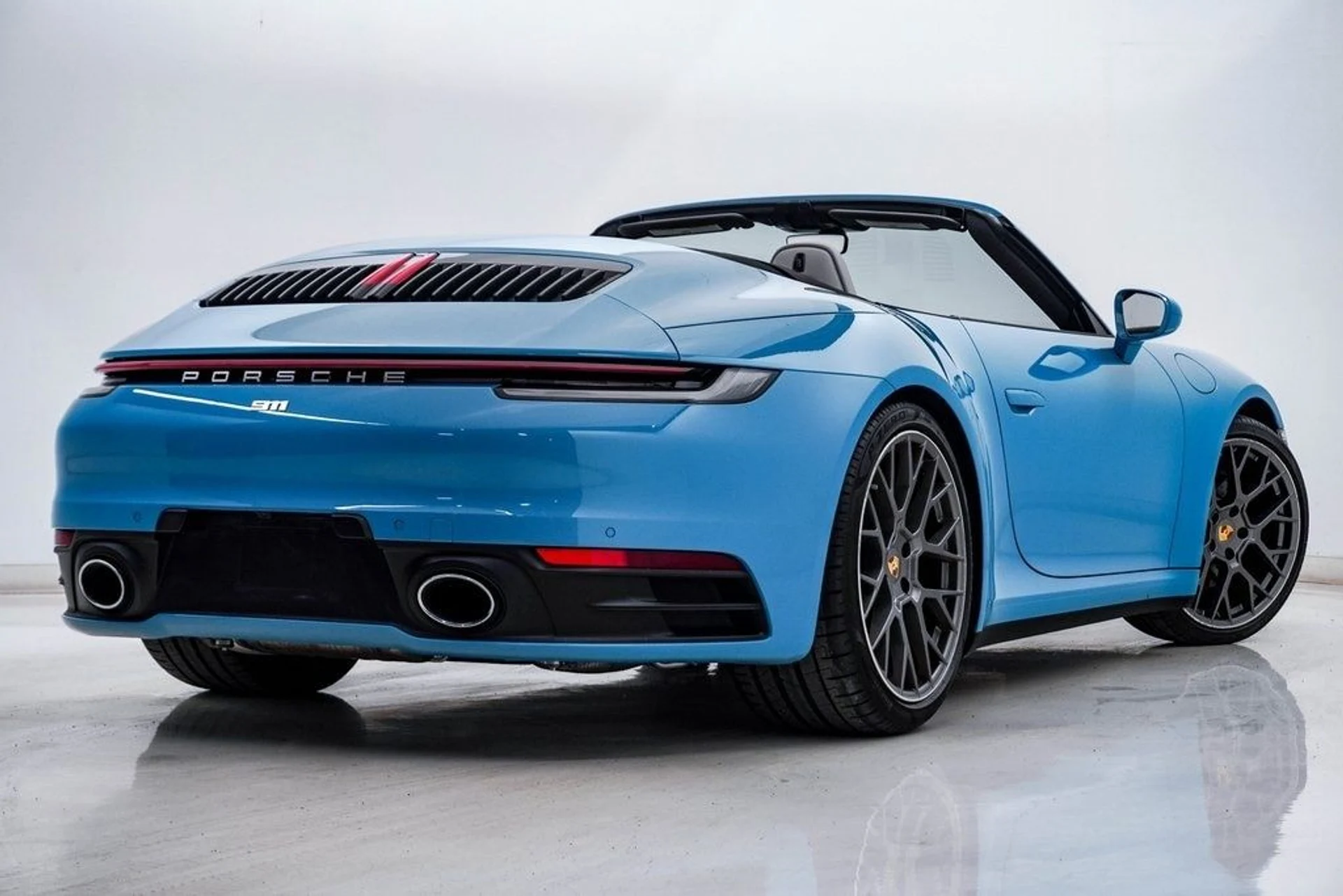 mph011_4206443933_a980160c93460c0a8b87572db795e044x_9845eaa288