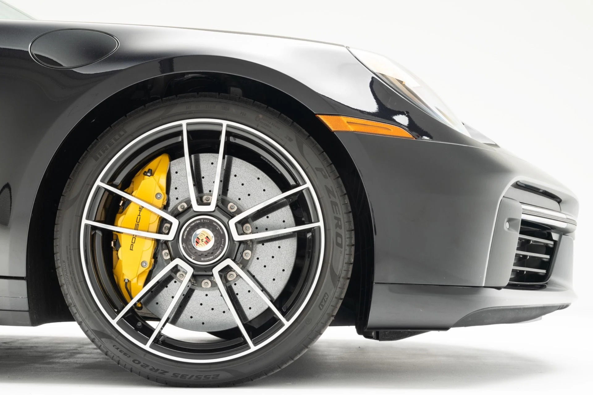 mph011_4206512577_Used_2025_Porsche_911_Turbo_S_1780412784_fa08fcfa6b
