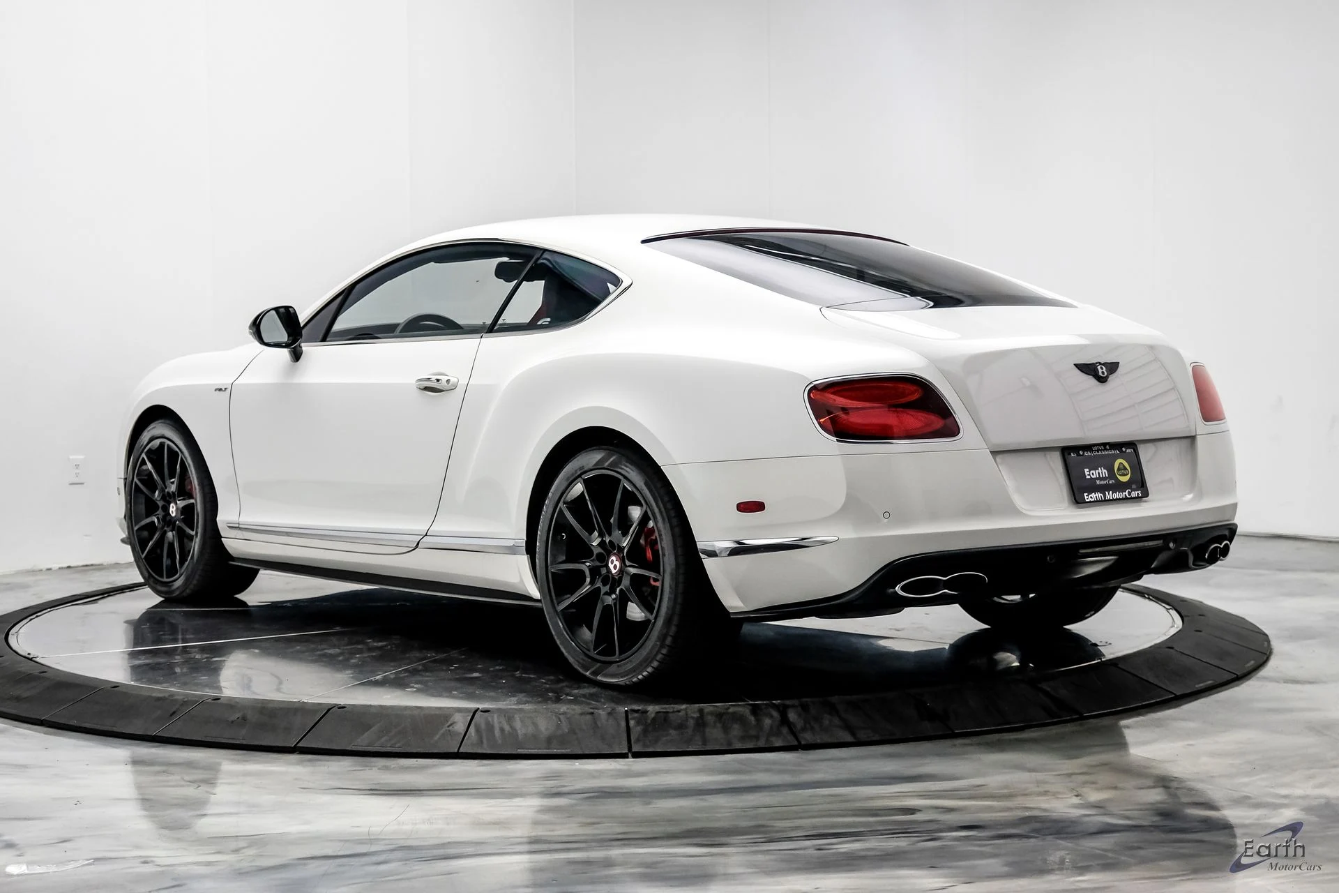 mph011_4207389863_464f4bde7a8600f4821d1f3e8eec8c89x_efb81d7872