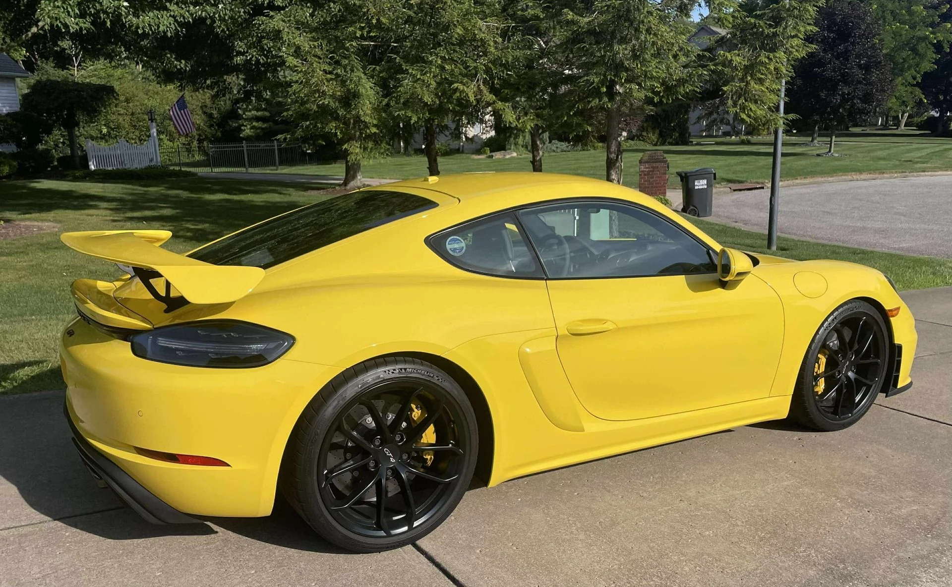 mph011_4212254588_Used_2020_Porsche_718_Cayman_GT_4_1753310362_11ed417909