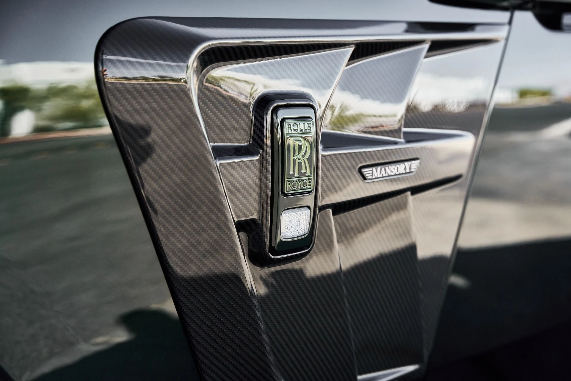 mph011_4215970206_Used_2024_Rolls_Royce_Spectre_Mansory_1776840016_d83c6a602b