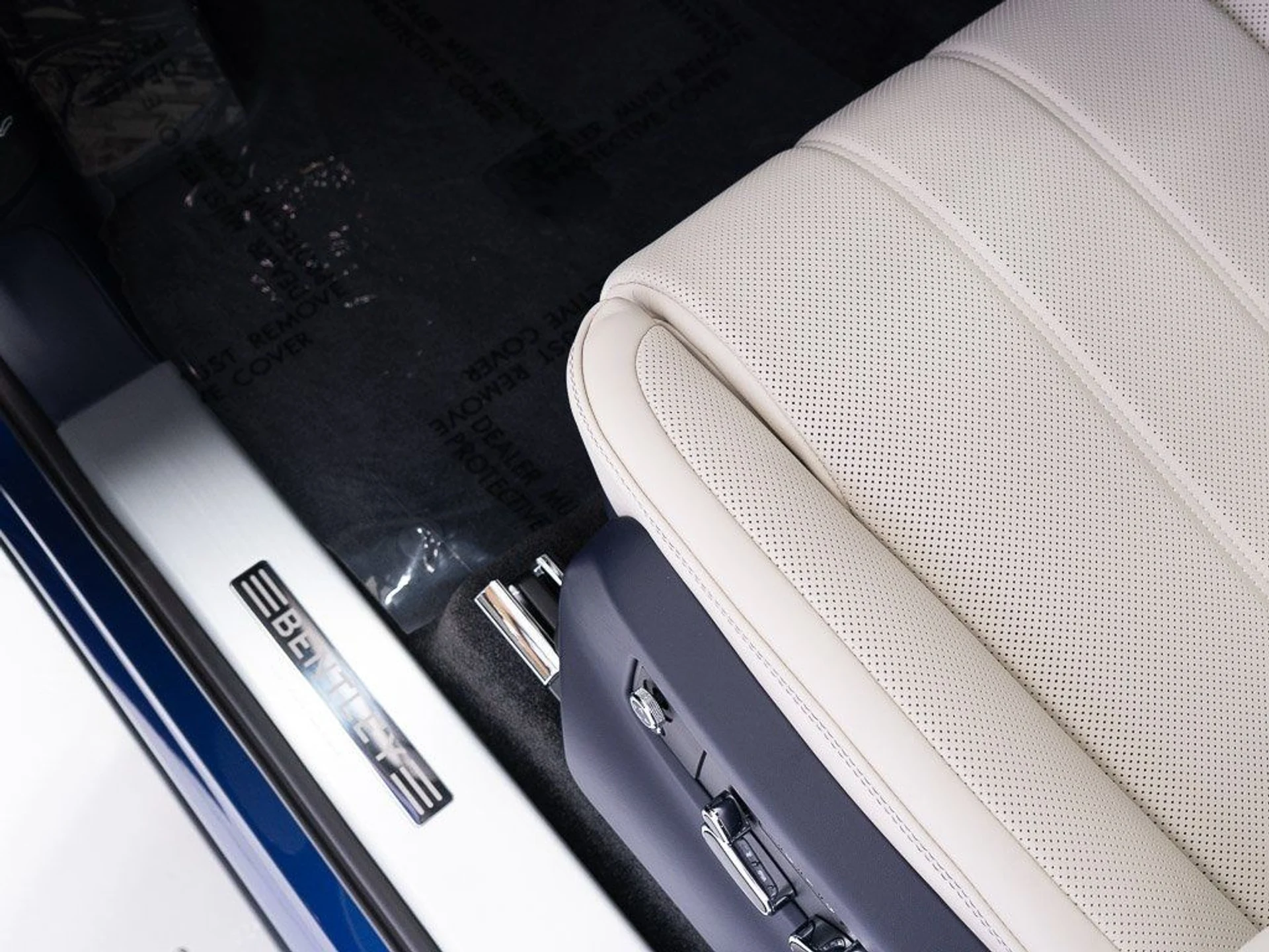 mph011_4219834874_4ae820f4c319bb54b6332f62e3ecb7ff_fef2d60e94