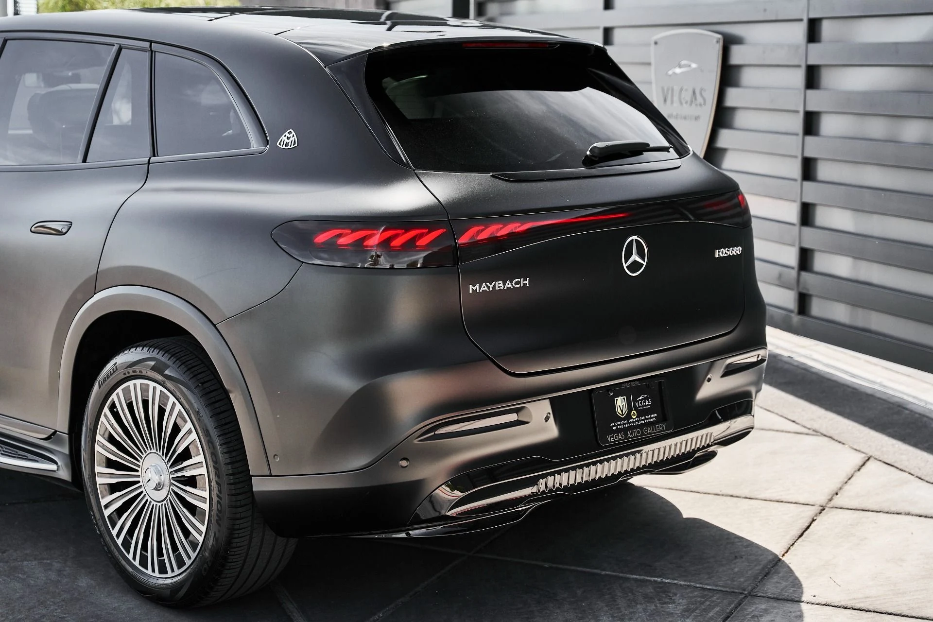 mph011_4229557320_Used_2024_Mercedes_Benz_EQS_Maybach_EQS_680_1774575149_613cb946d9