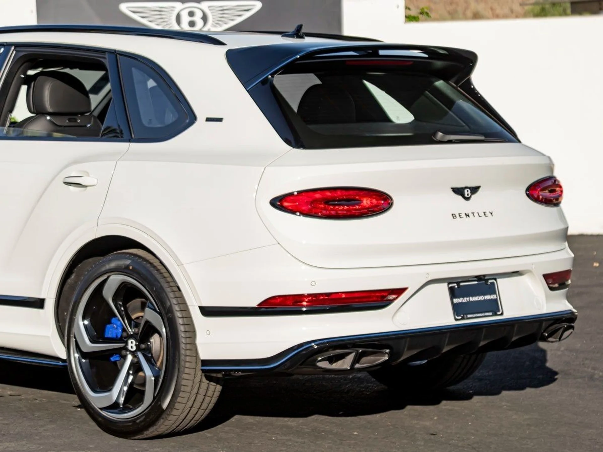 mph011_4229901245_12_f35ff5c89b