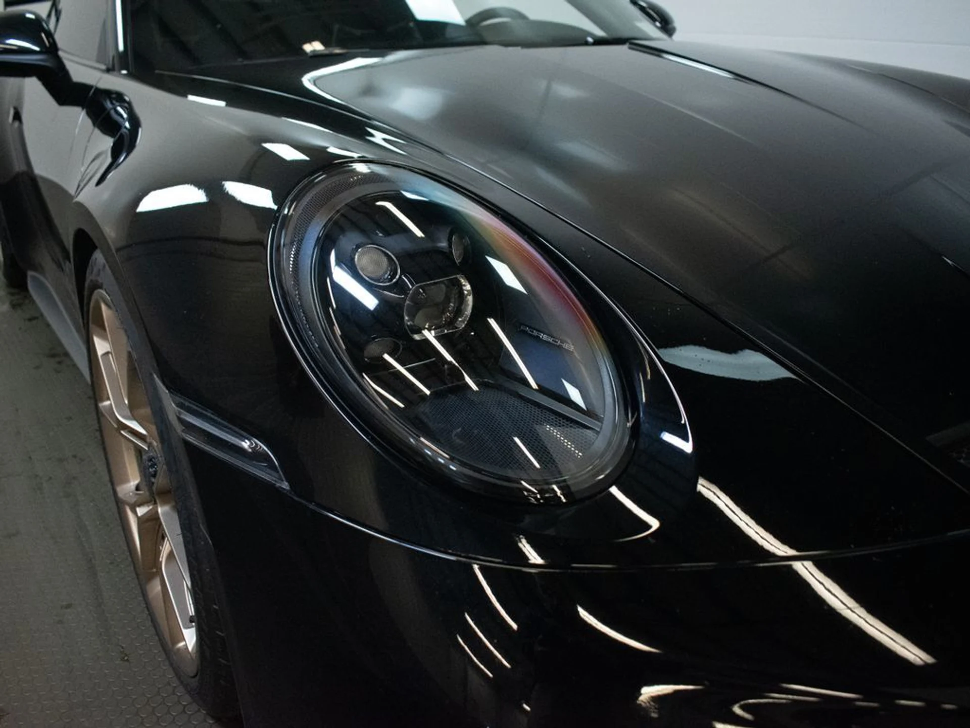 mph011_423034347_e8cfa65a1fd50381e6e894b22a8c33b5x_7e395f7955