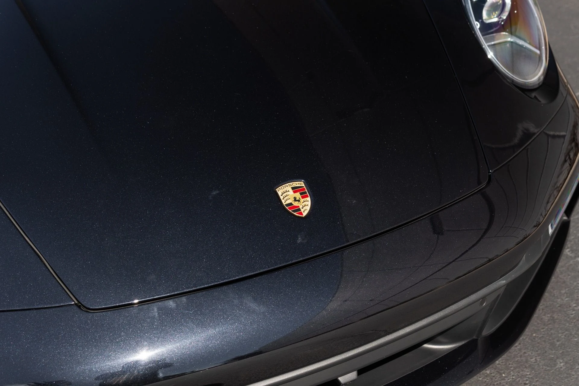 mph011_423213877_Used_2021_Porsche_911_Carrera_1772596654_17bfddc70d