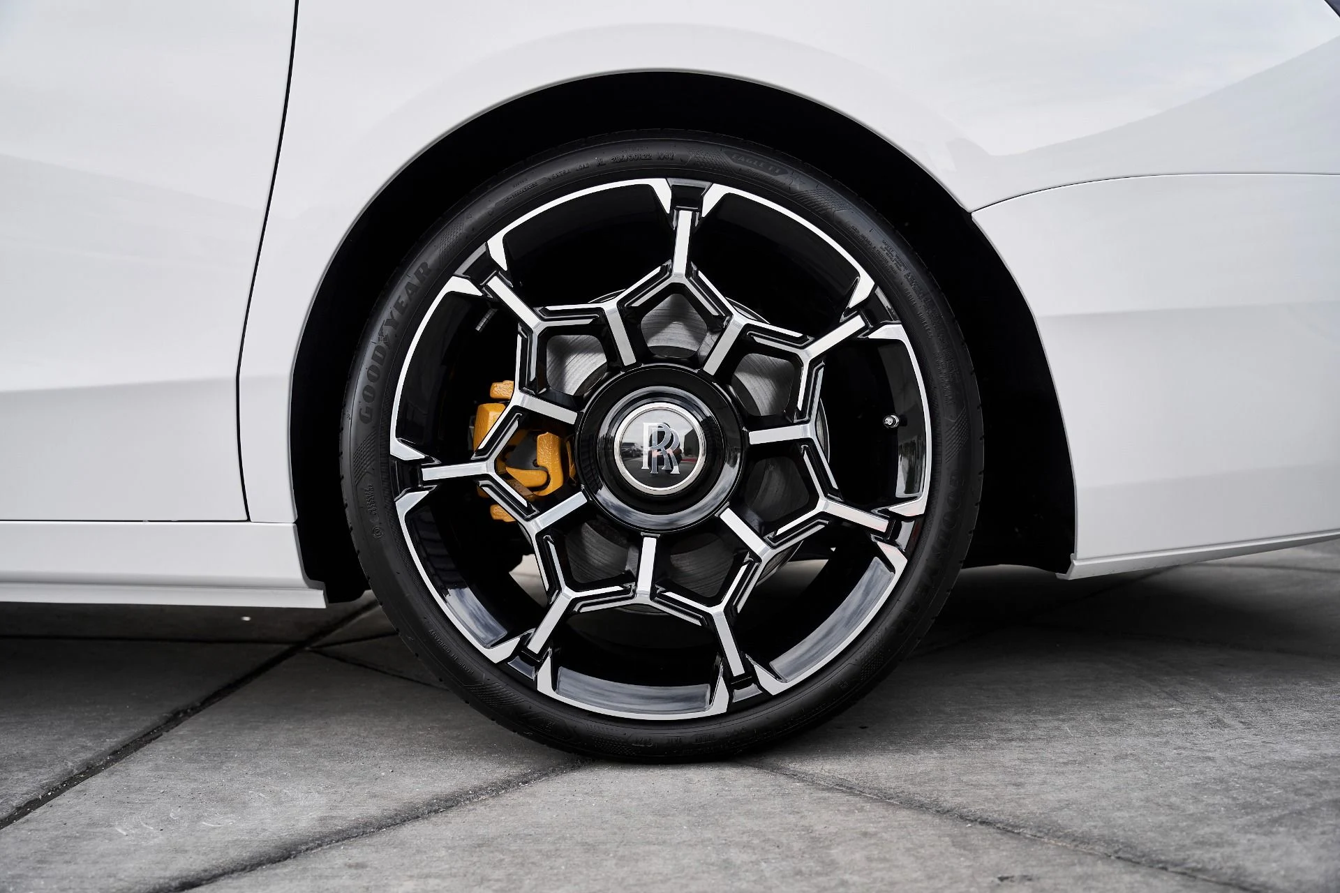 mph011_4233228822_Used_2025_Rolls_Royce_Ghost_Black_Badge_1763167758_73017c95c7
