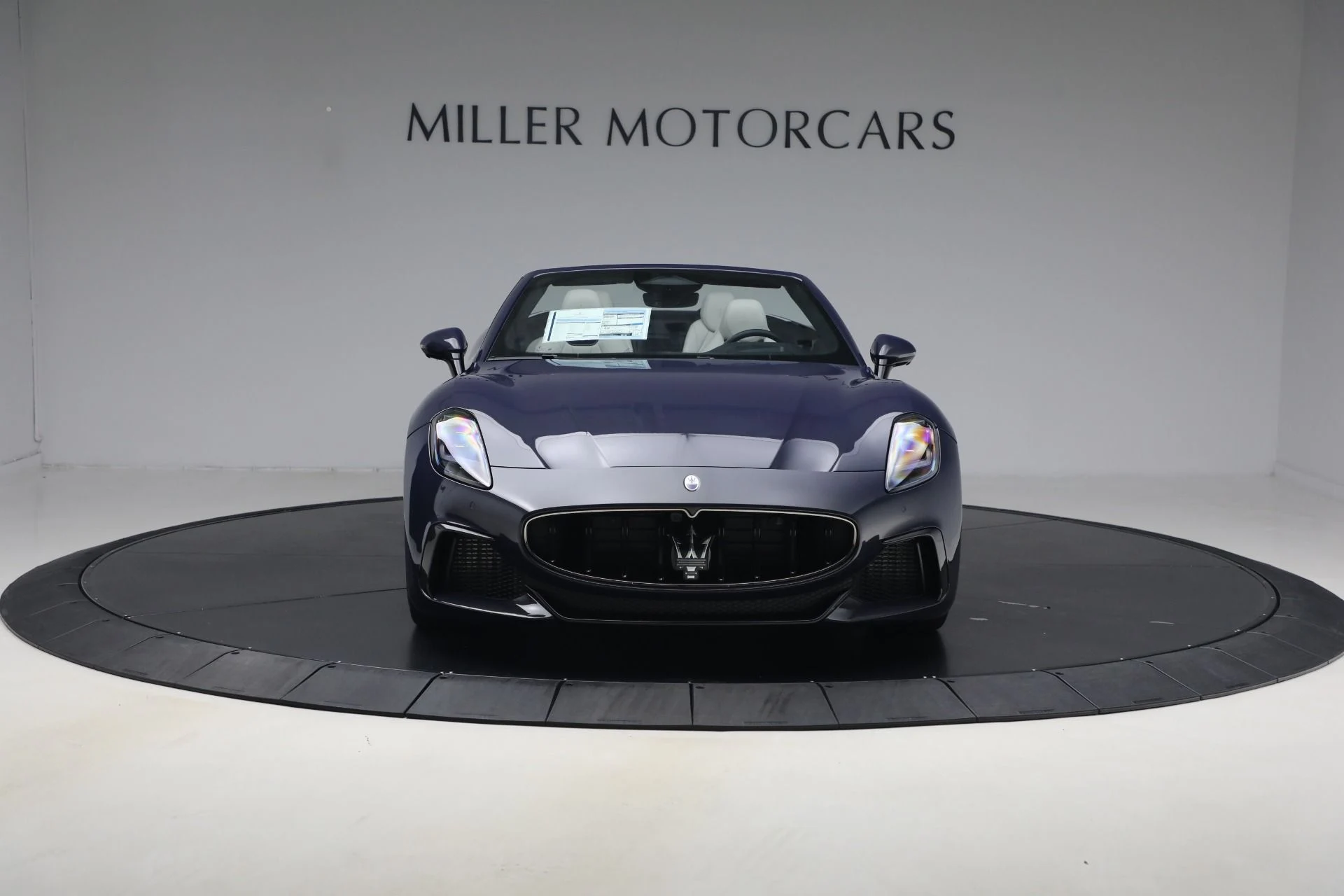 mph011_4236401512_New_2026_Maserati_Gran_Cabrio_Trofeo_1777924970_e085129354