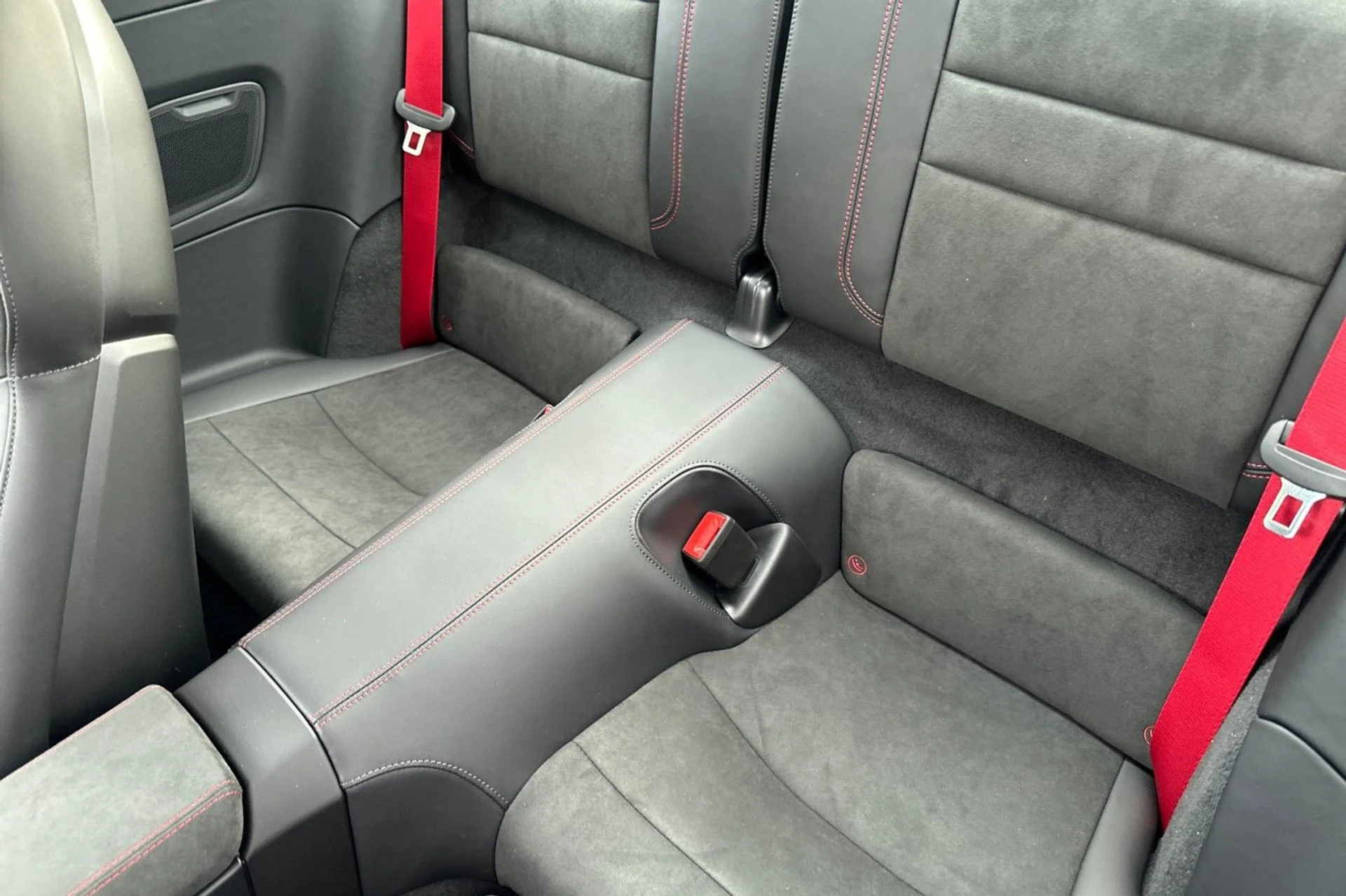 mph011_4254584752_678bdc862dfbfe1594f99dfcf94f30ce_1ffe96506c