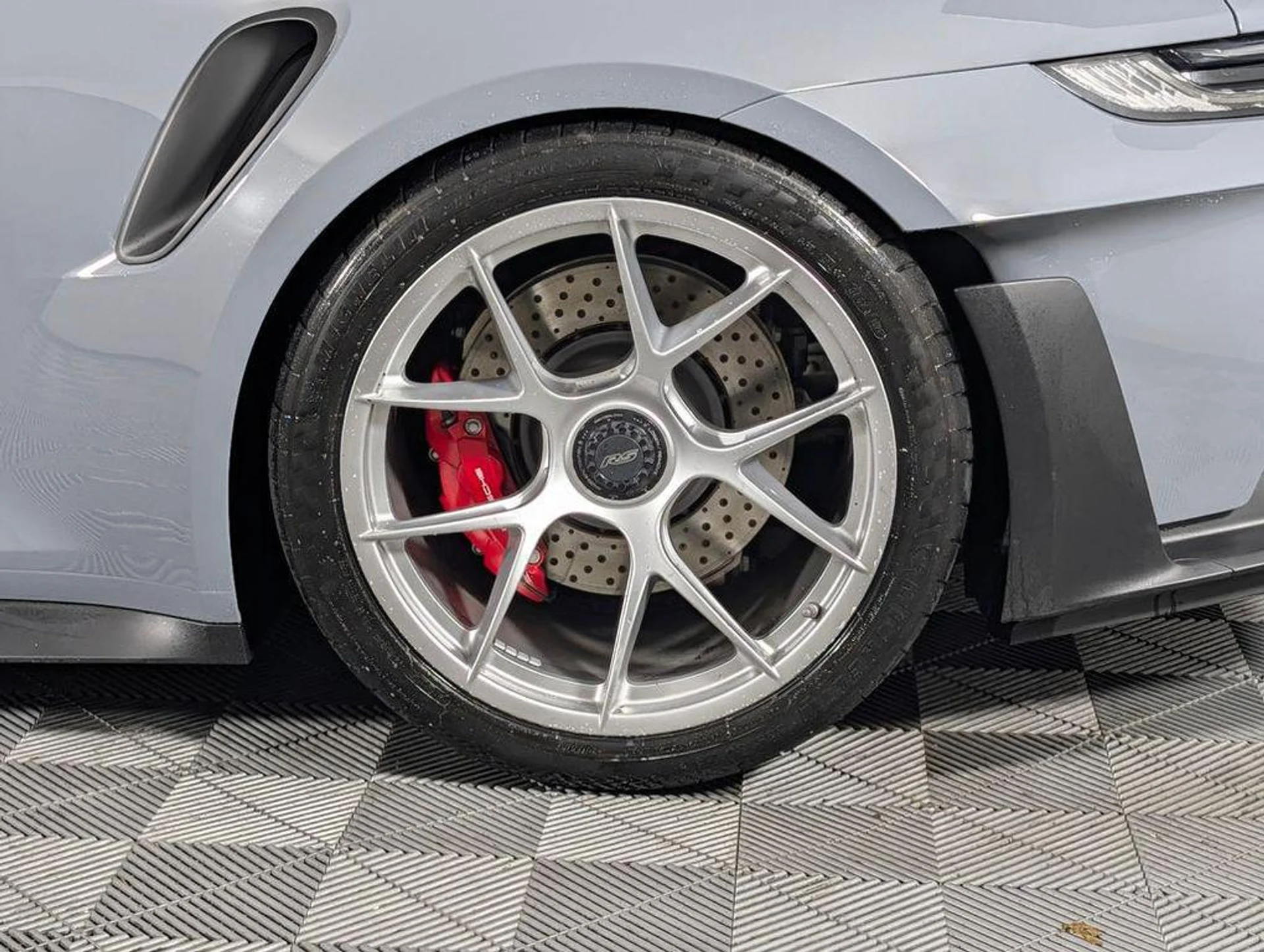 mph011_4259164797_A_geu9_NQKP_3csp_Ni3y_KZE_Har_R40_f65847bb3d