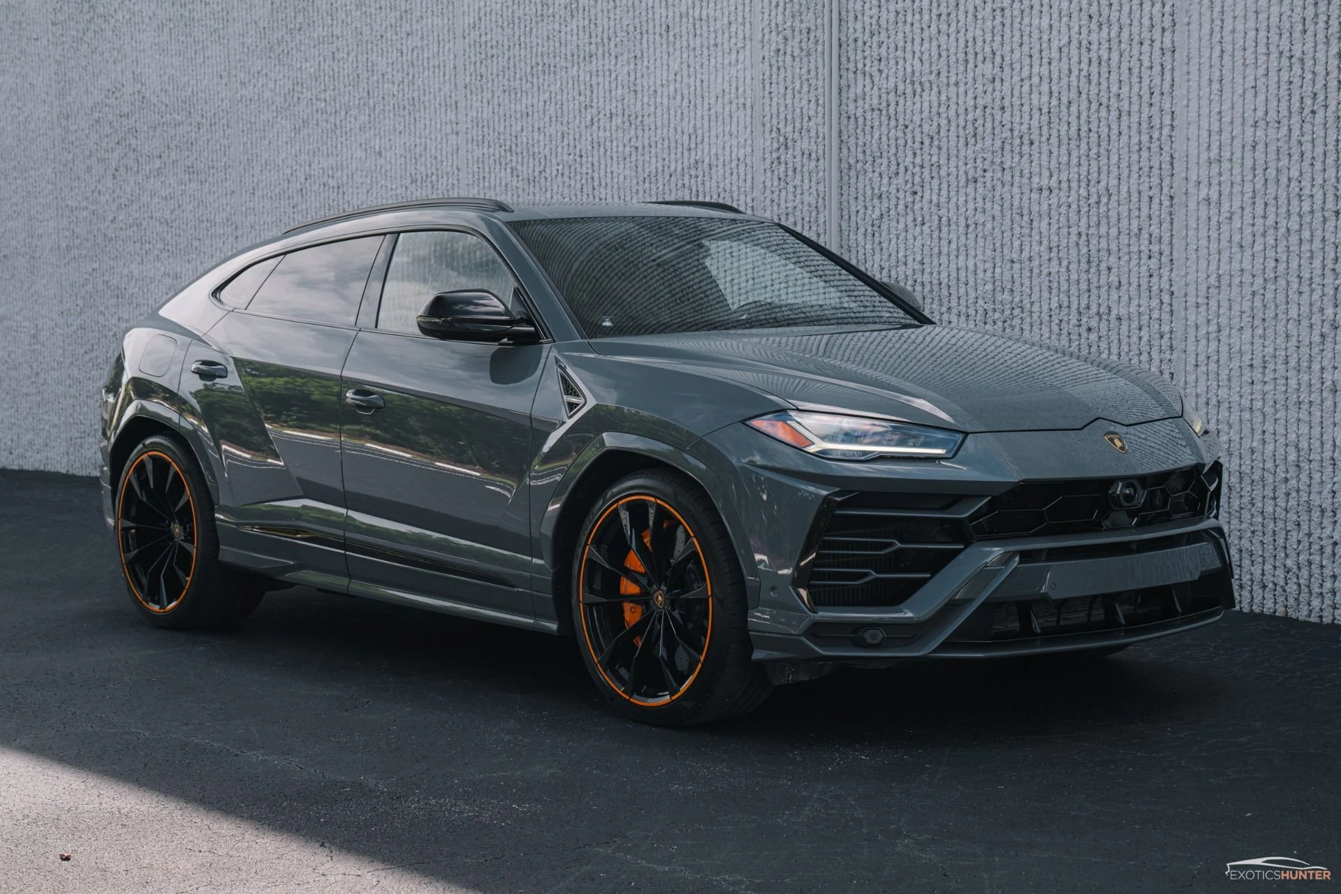 mph011_4270982629_Used_2022_Lamborghini_Urus_Grigio_Telesto_Bang_Olufsen_Sound_1758233512_0cc398421e